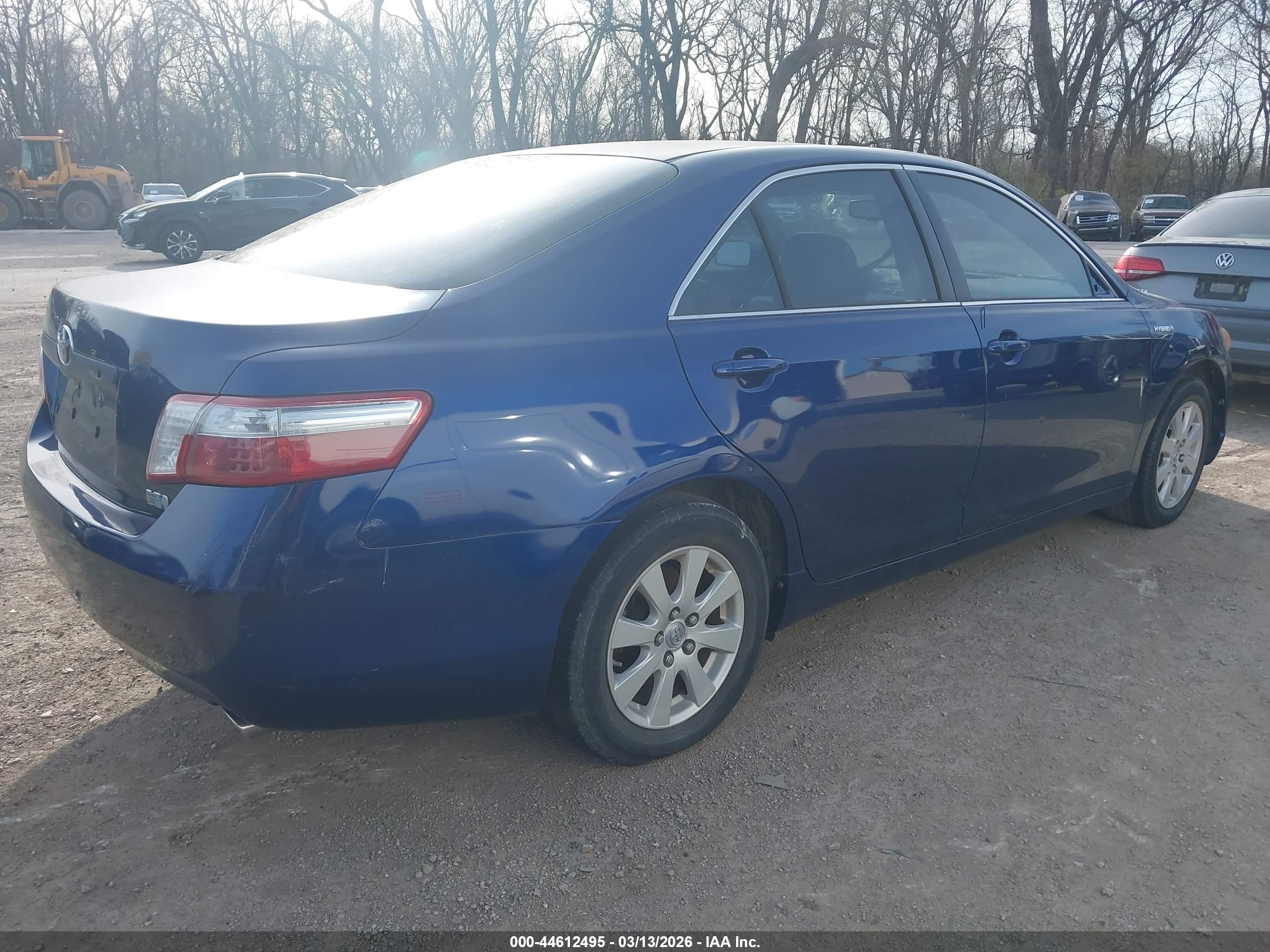 TOYOTA CAMRY image 4