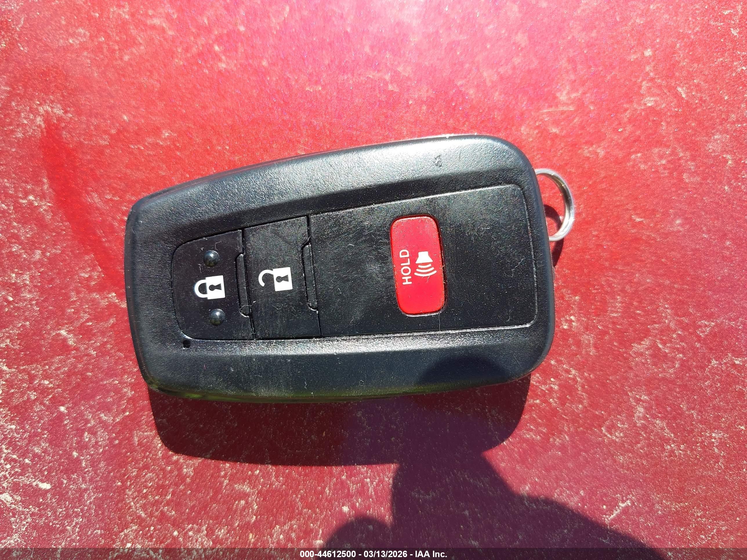 TOYOTA RAV4 image 11