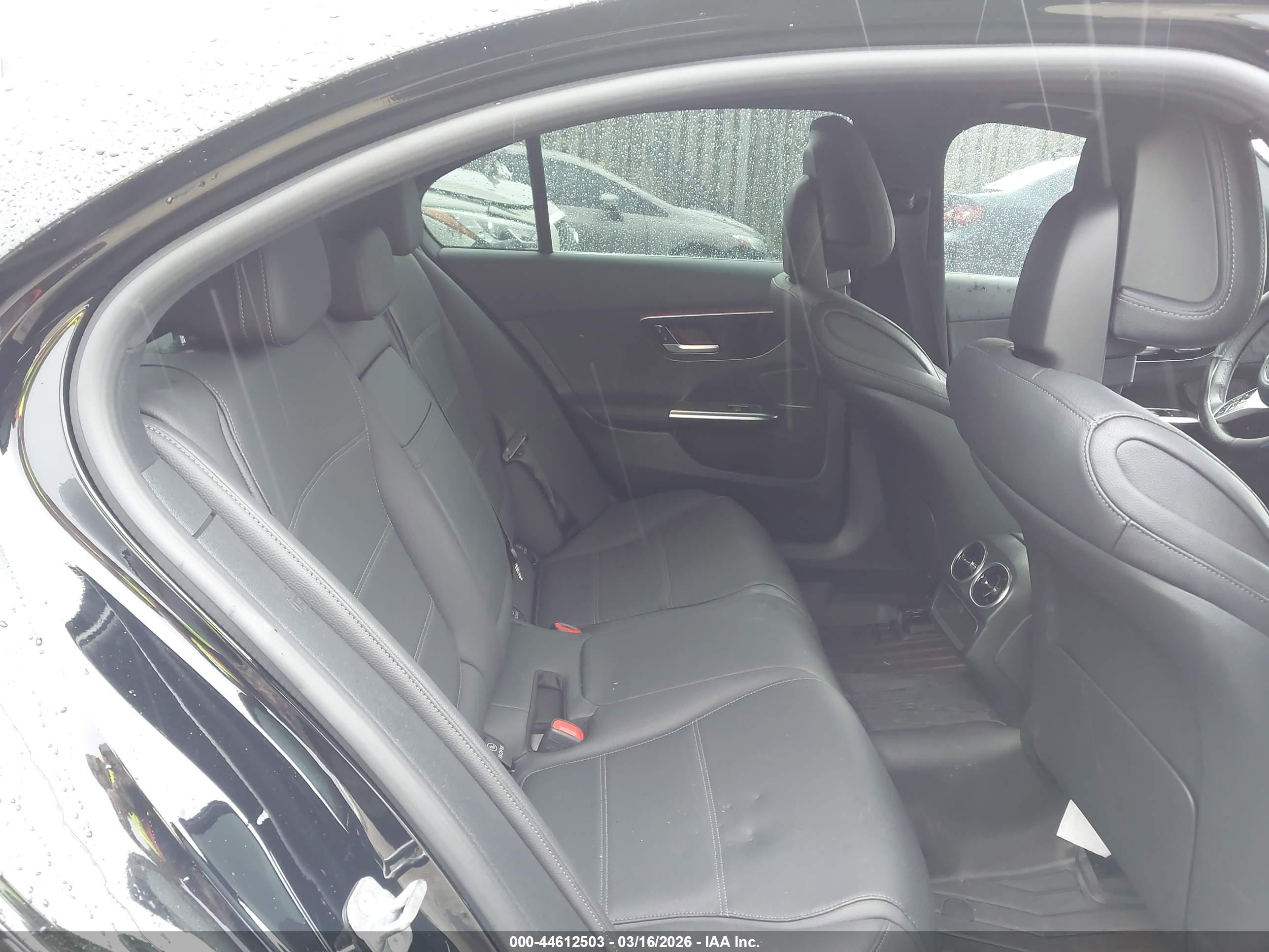 MERCEDES-BENZ C image 8
