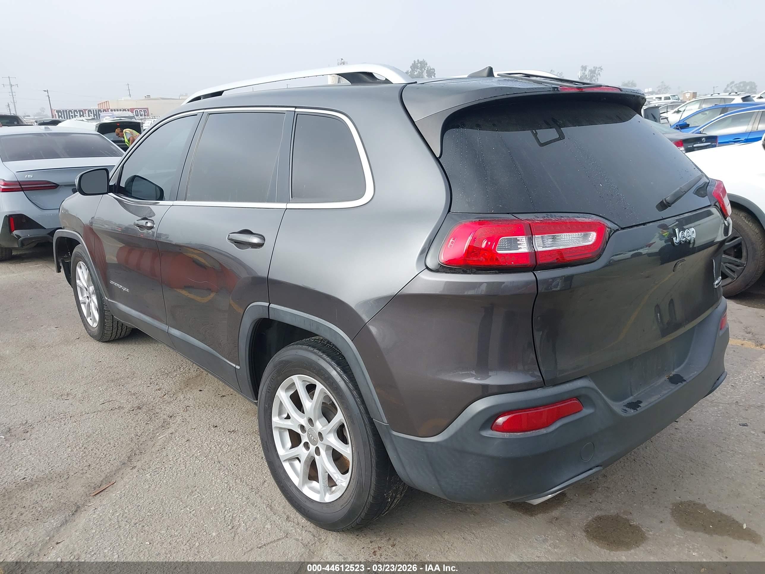 JEEP CHEROKEE image 3
