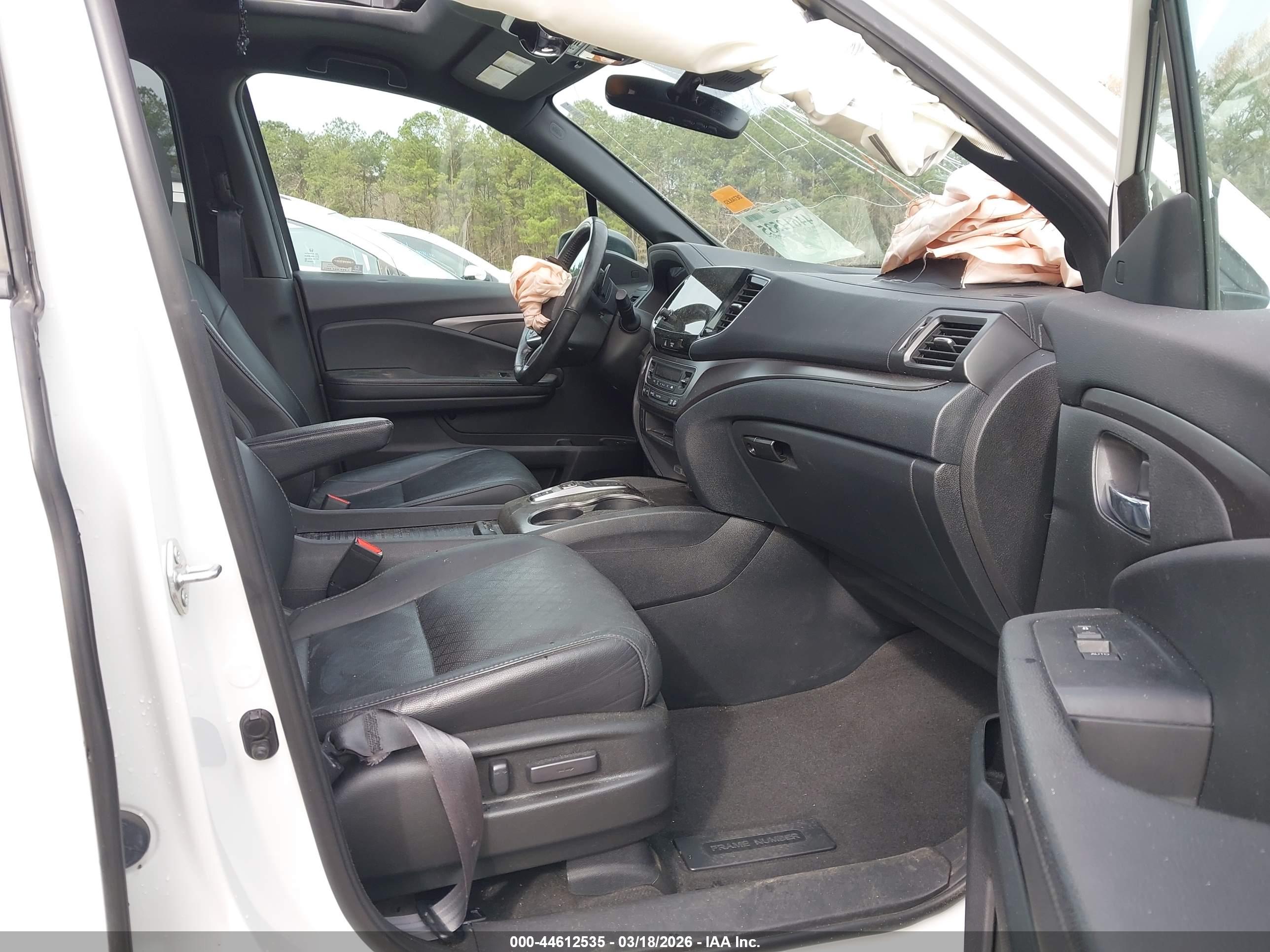HONDA PASSPORT image 5
