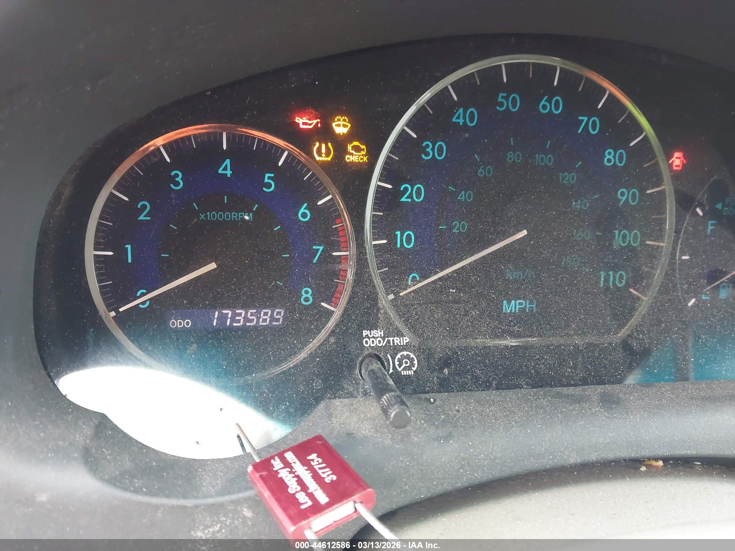 TOYOTA SIENNA image 7