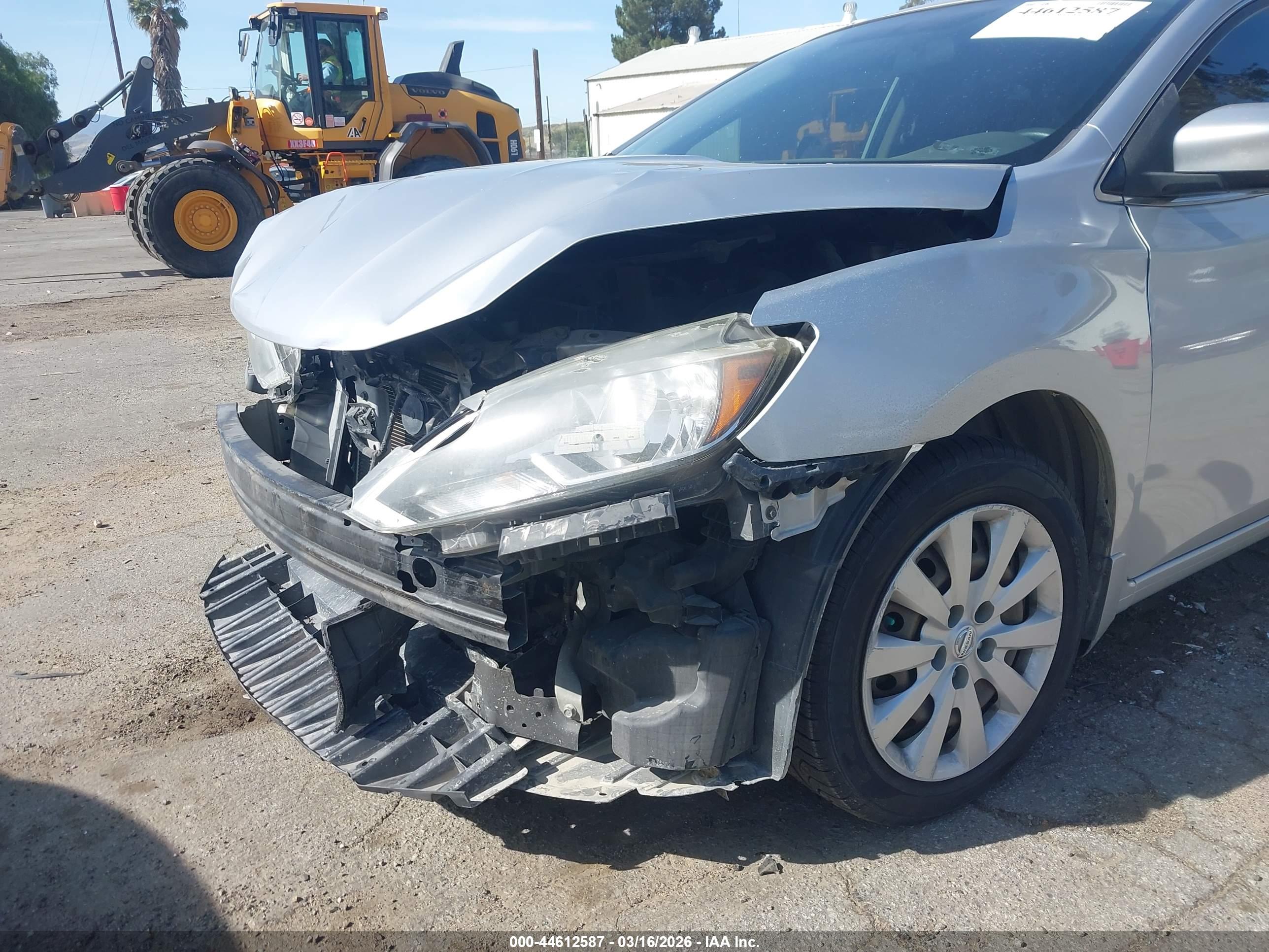 NISSAN SENTRA image 6