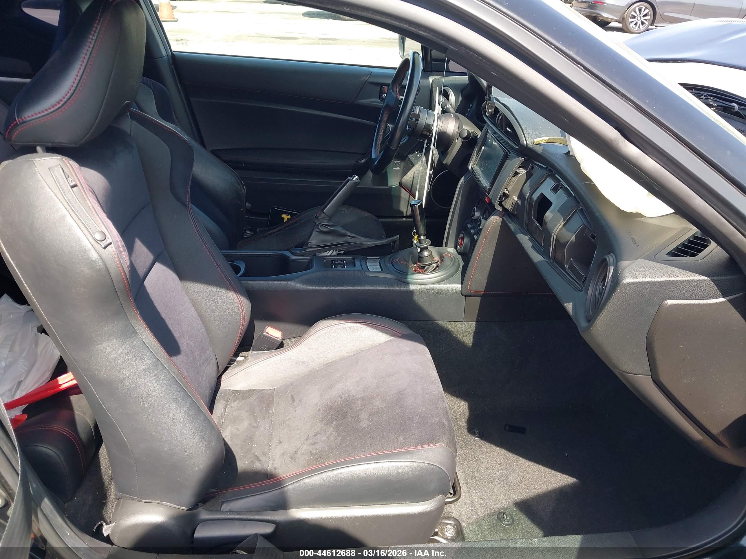SUBARU BRZ image 5