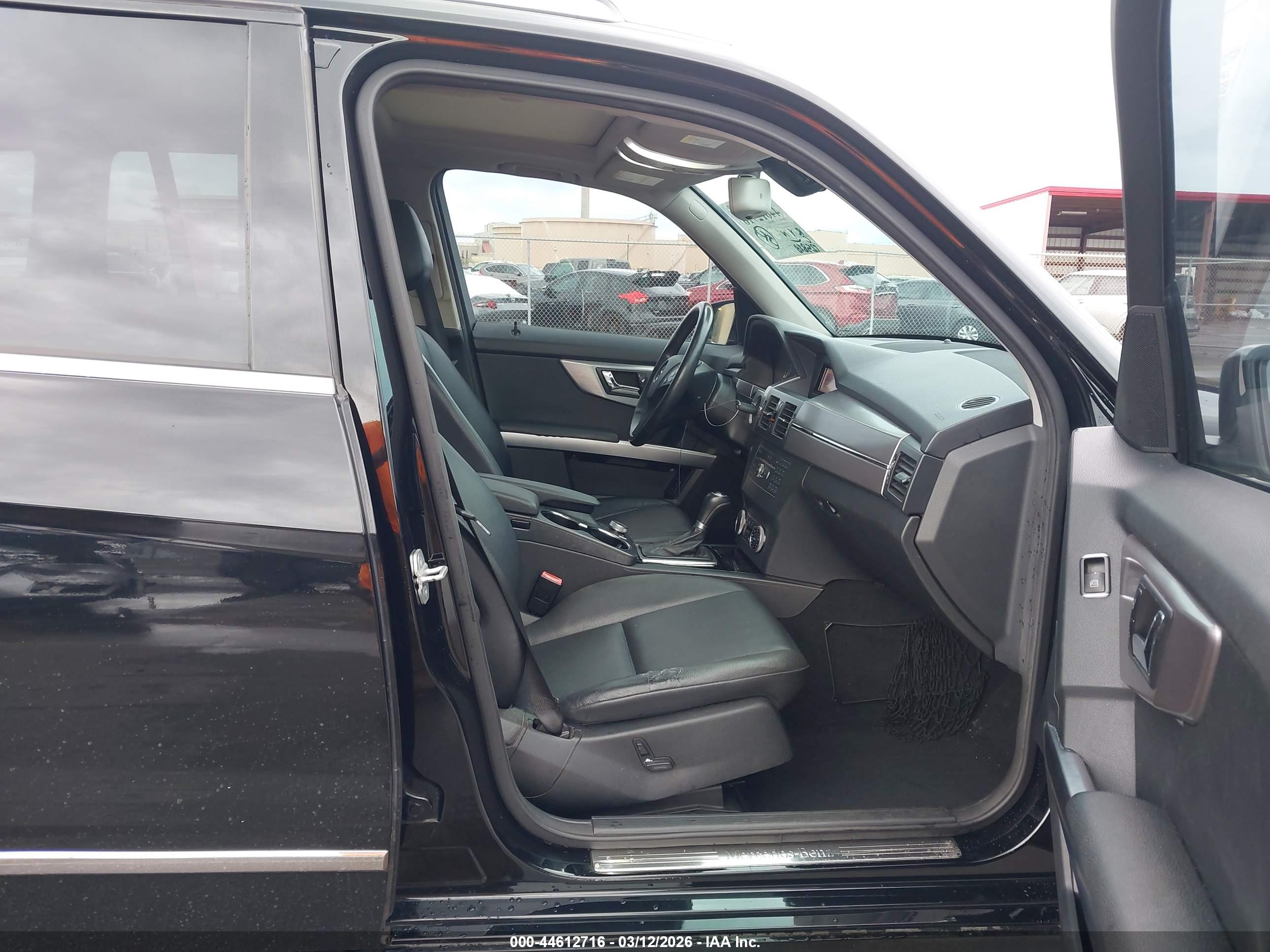 MERCEDES-BENZ GLK image 5