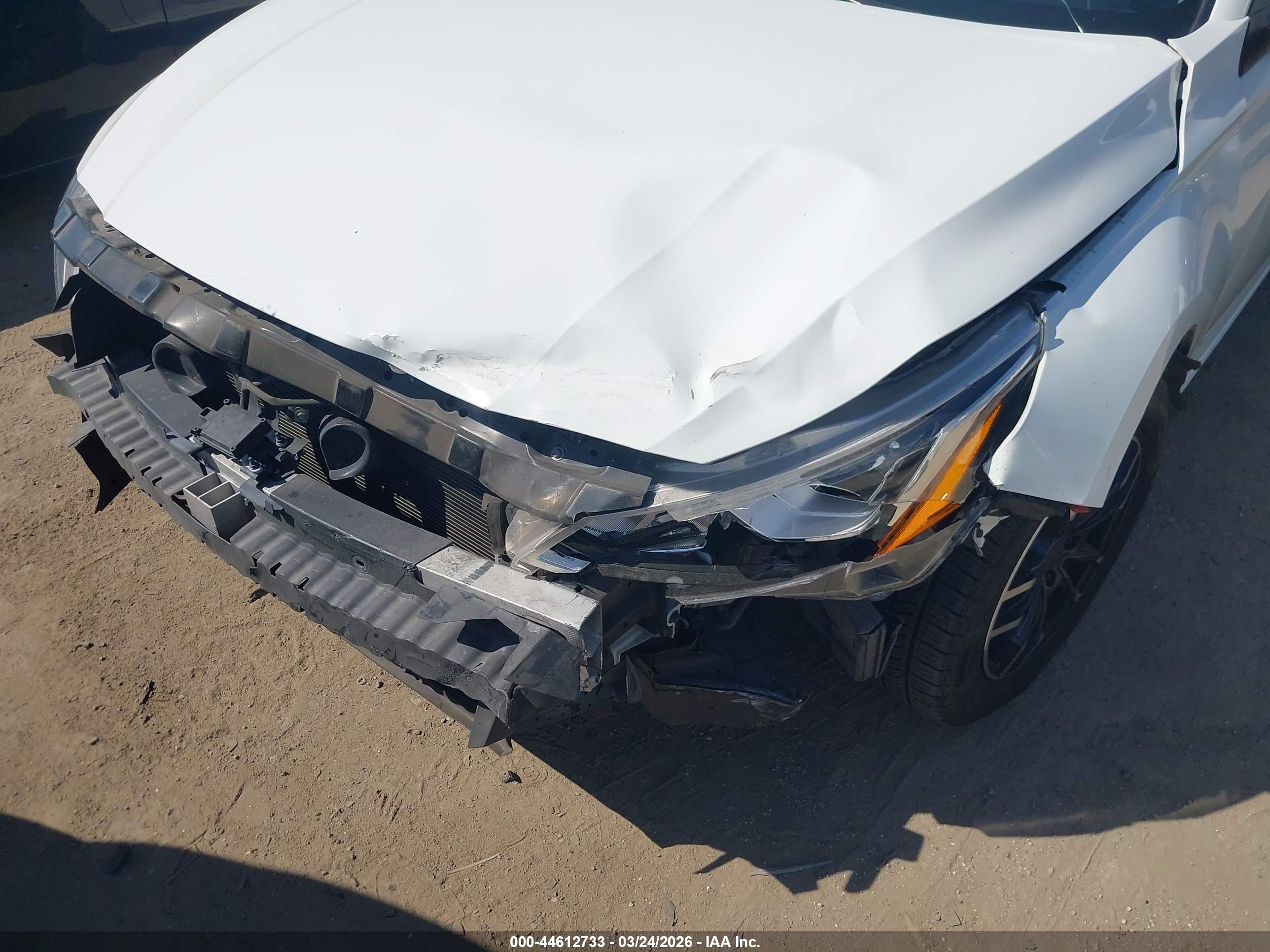 NISSAN ALTIMA image 6