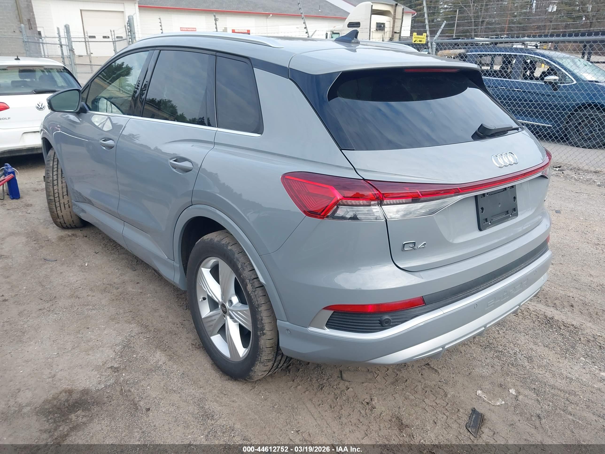AUDI Q4 image 3