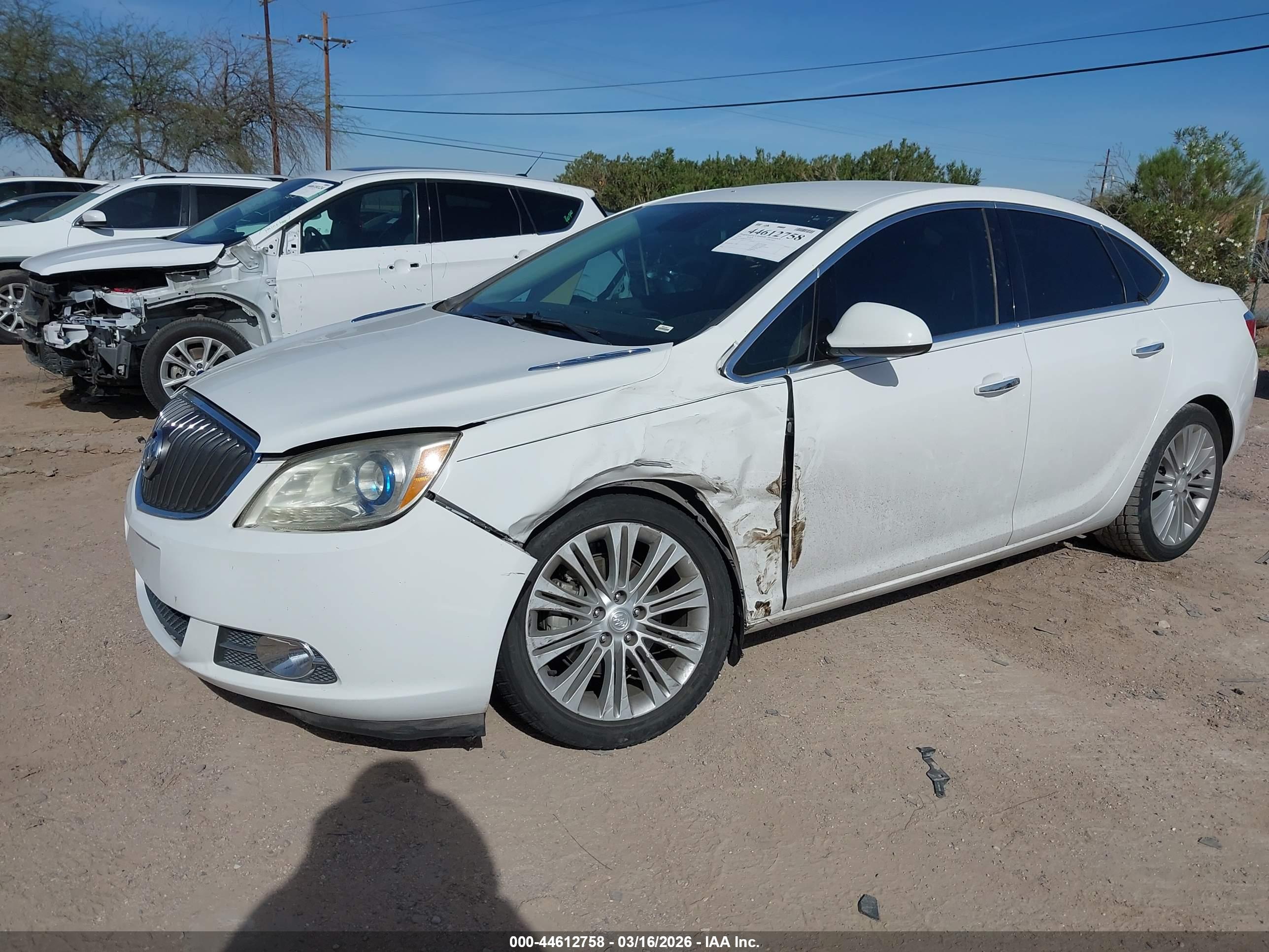 BUICK VERANO image 6