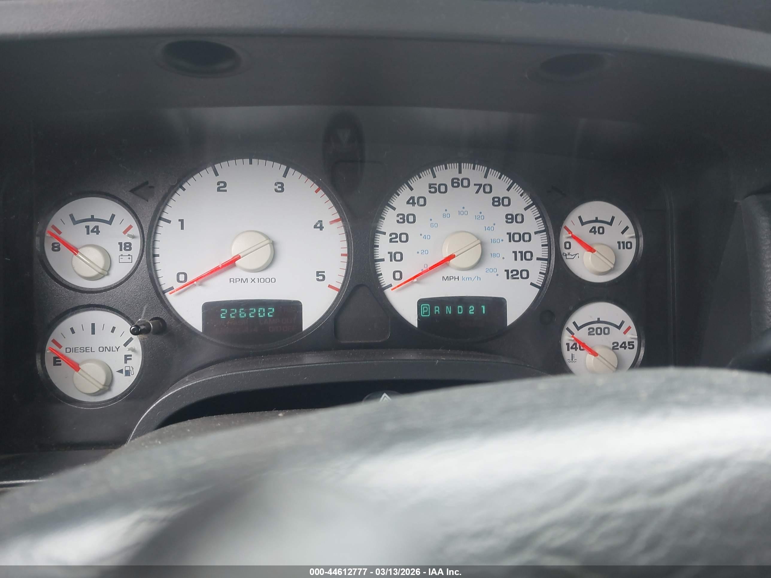 DODGE RAM image 7