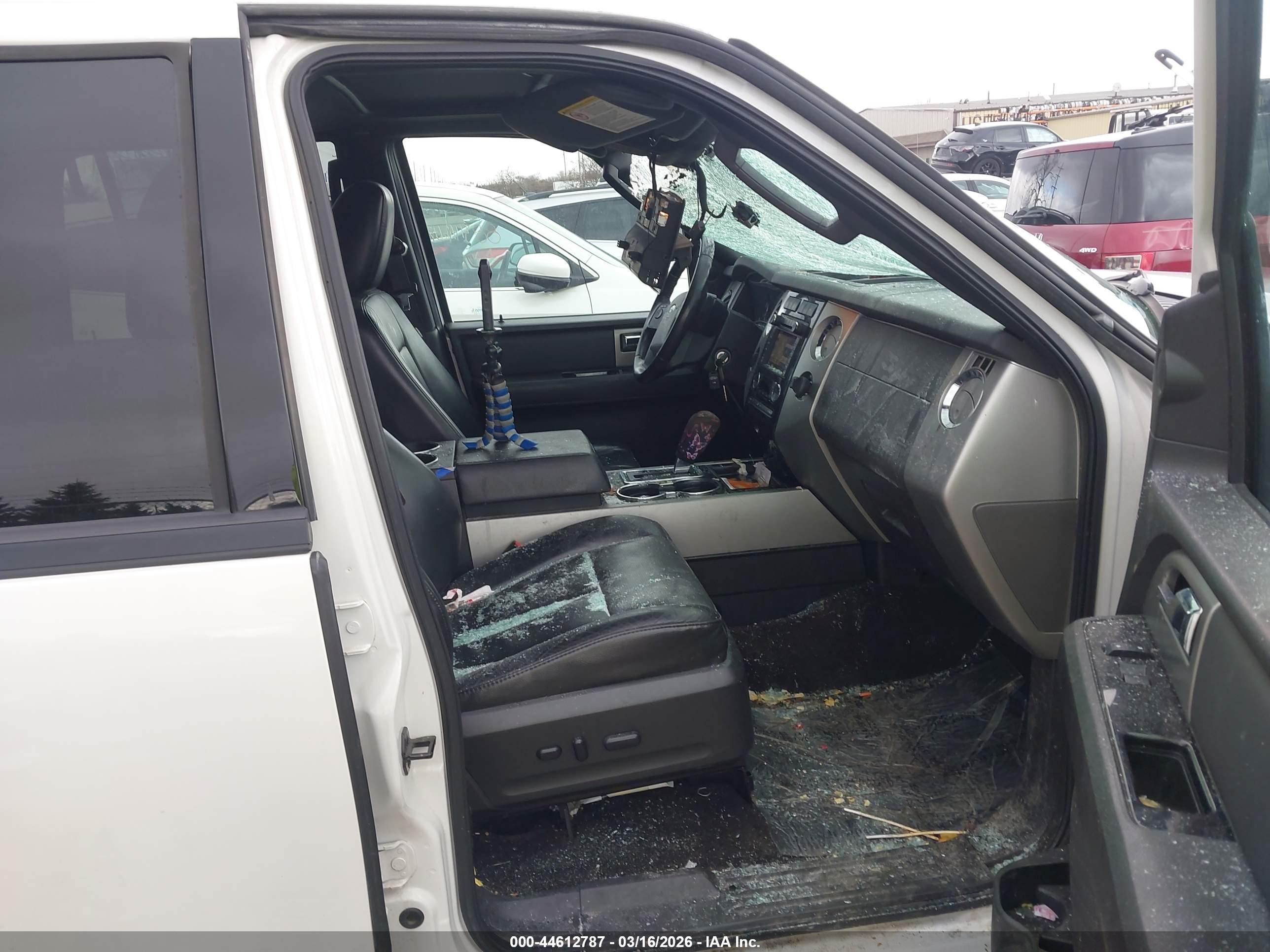 FORD EXPEDITION image 5