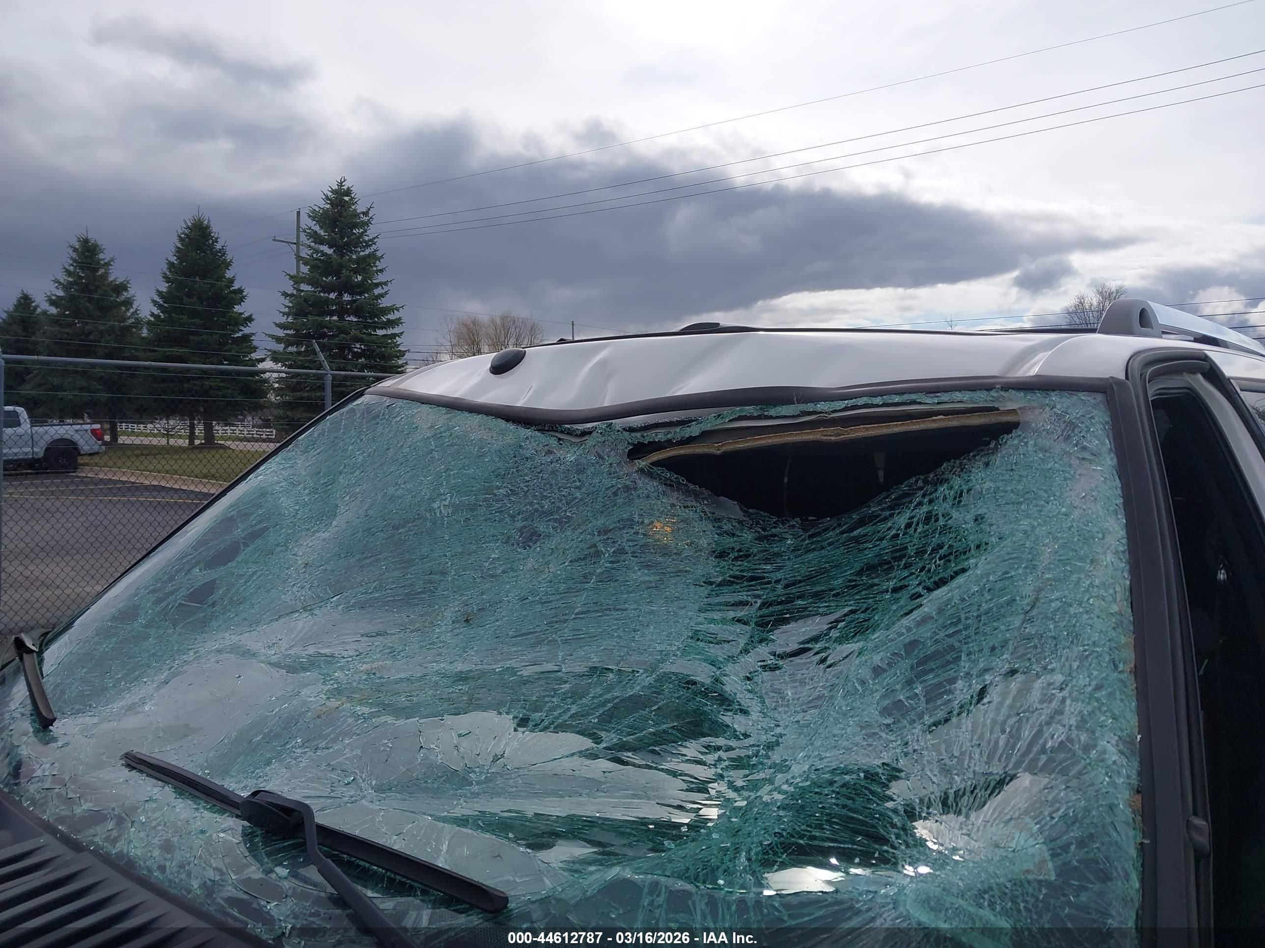 FORD EXPEDITION image 6