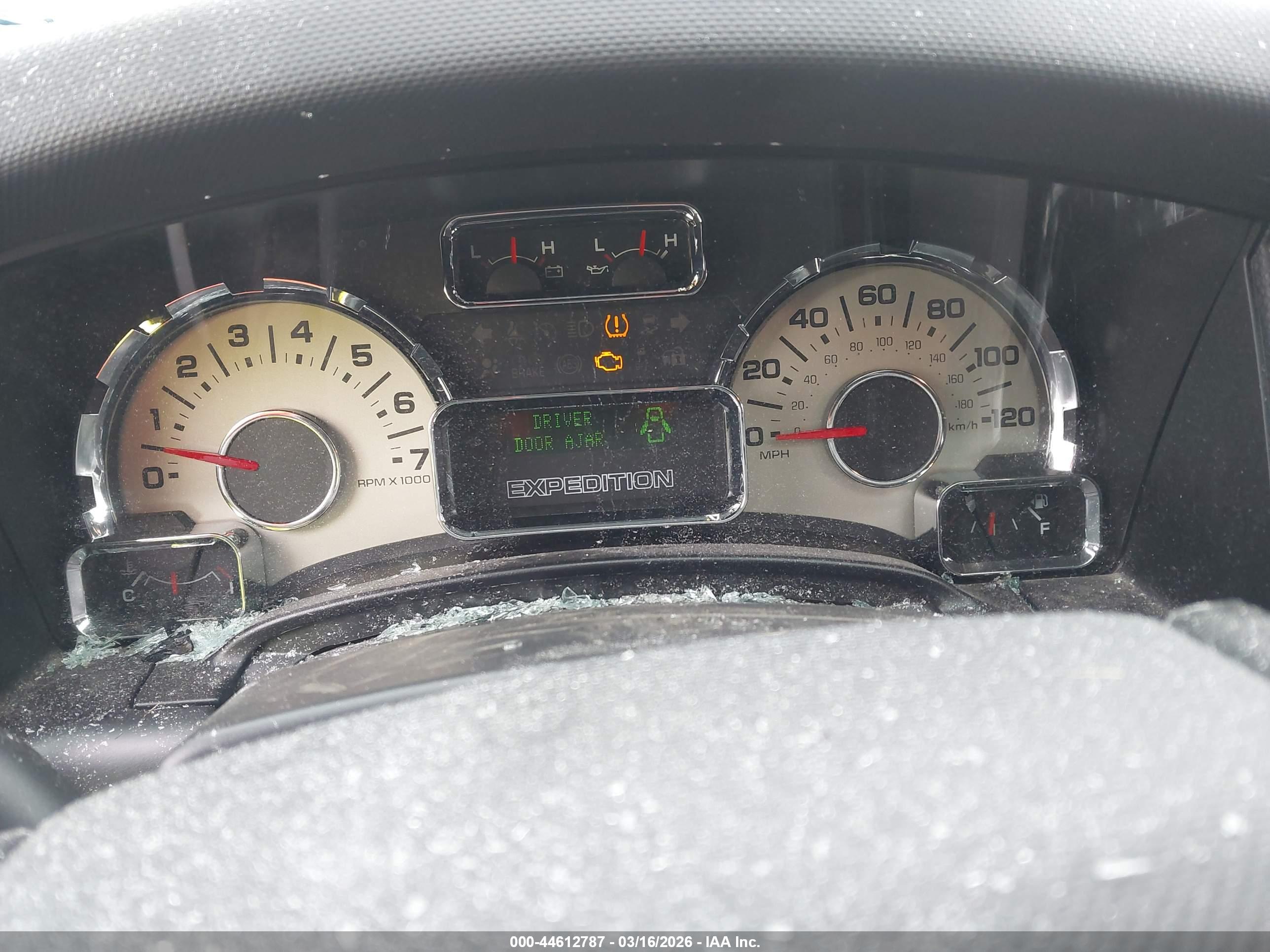 FORD EXPEDITION image 7