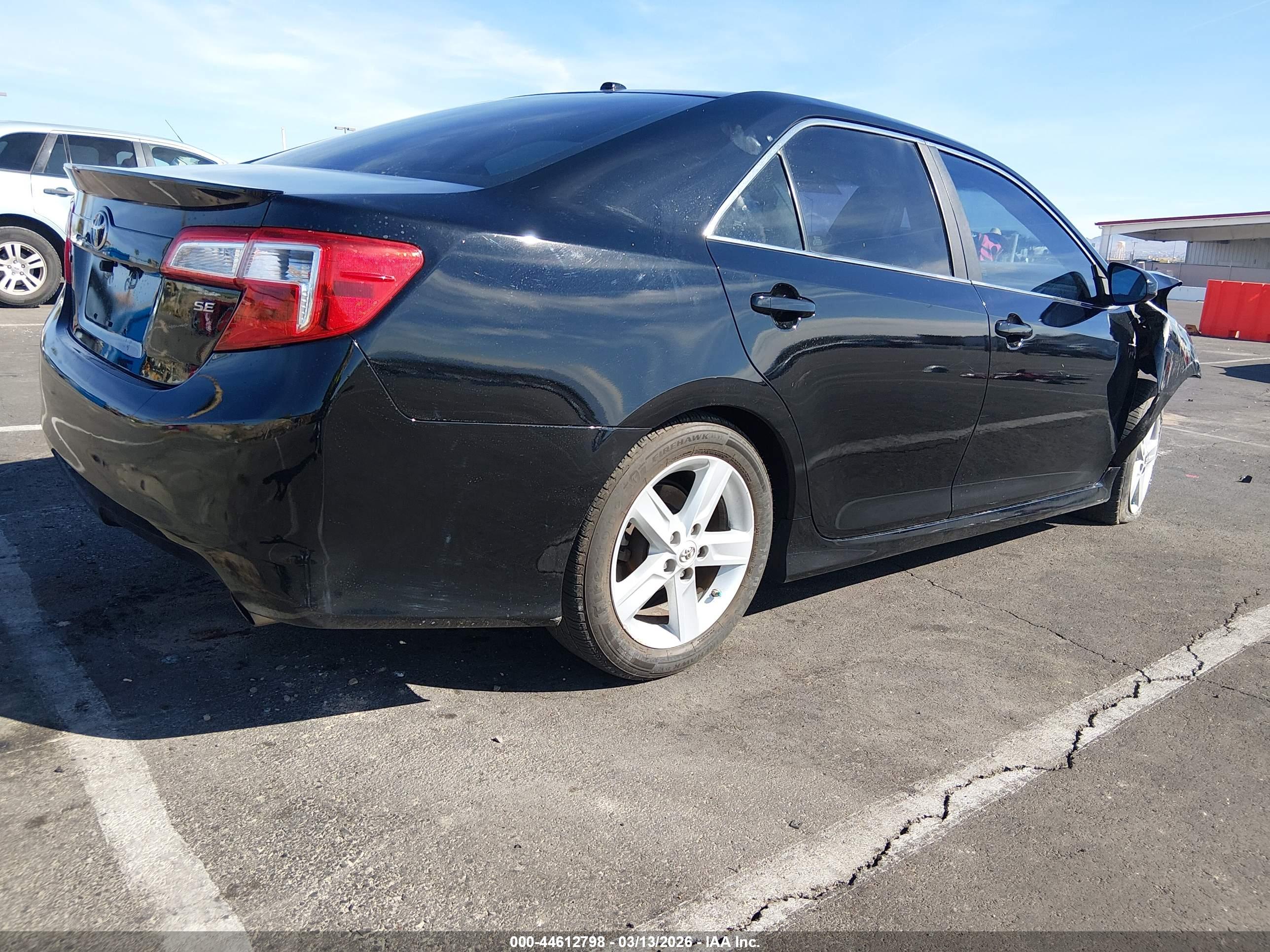 TOYOTA CAMRY image 4