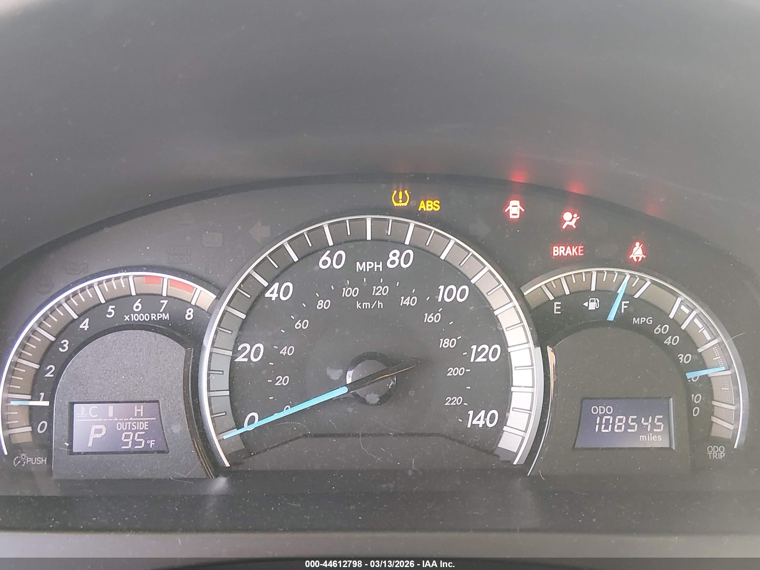 TOYOTA CAMRY image 7