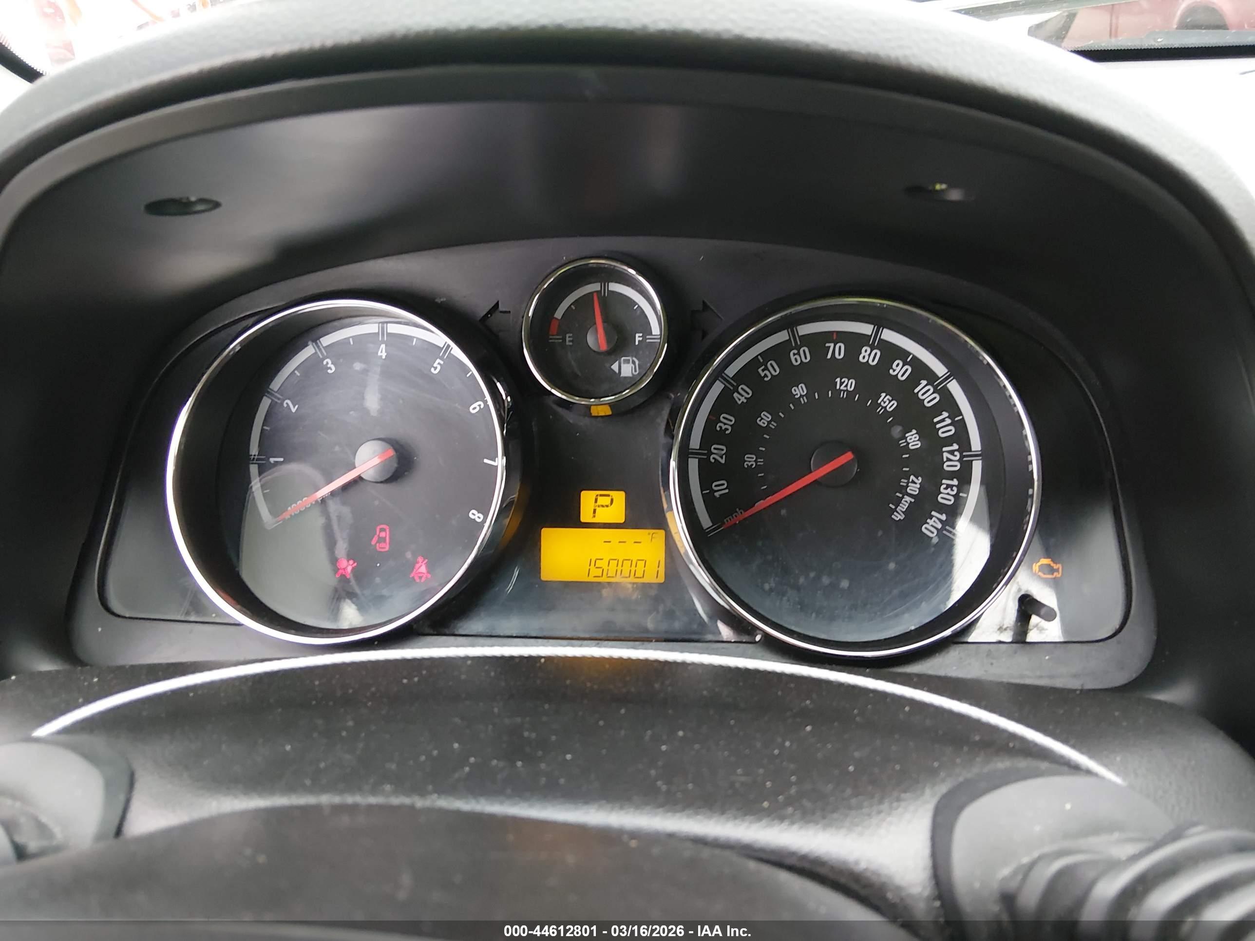 SATURN VUE image 7