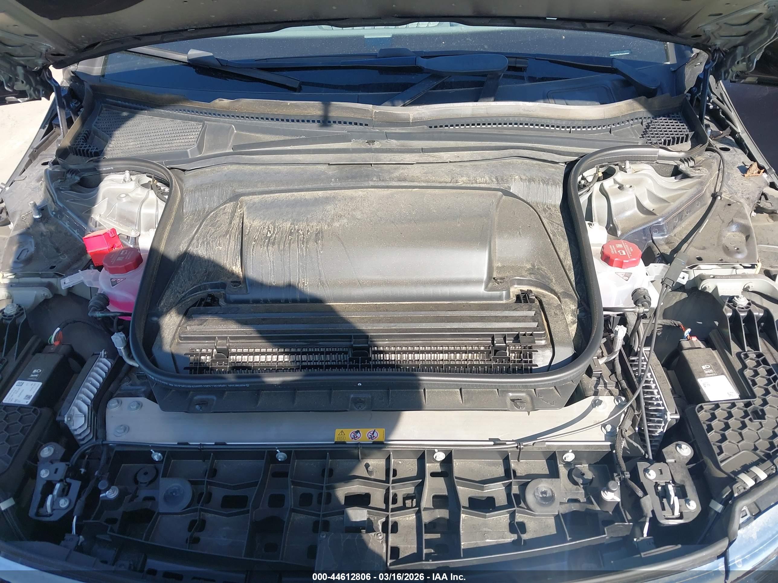 MERCEDES-BENZ EQS image 10