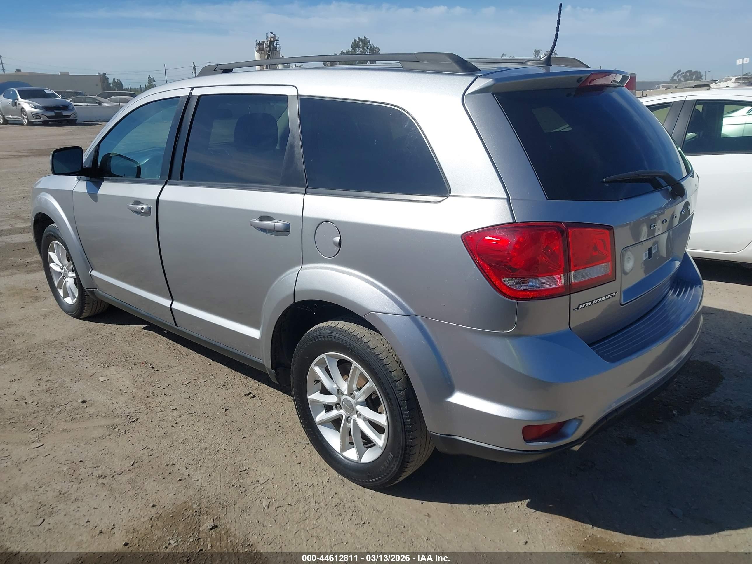 DODGE JOURNEY image 3