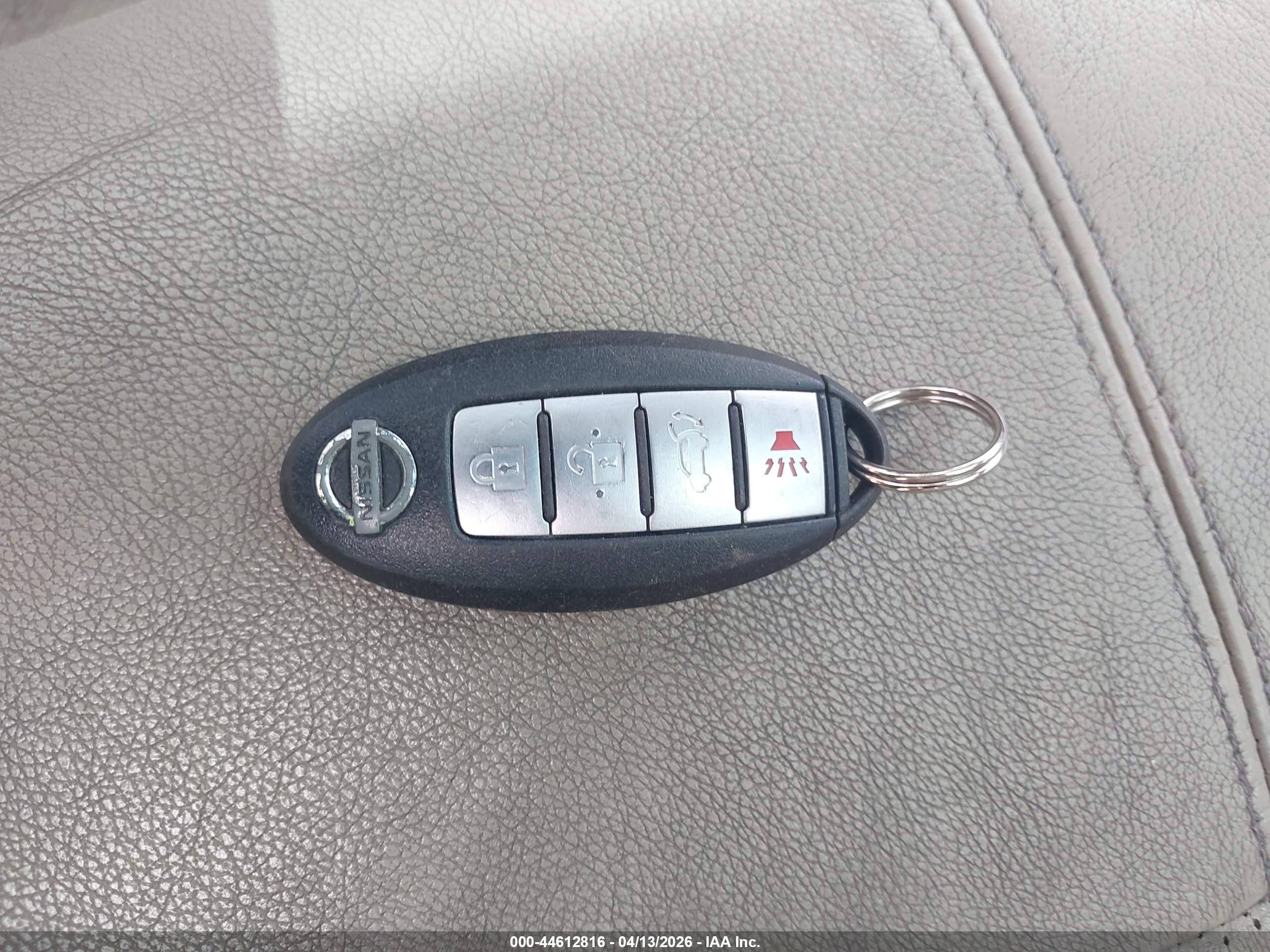 NISSAN MURANO image 11