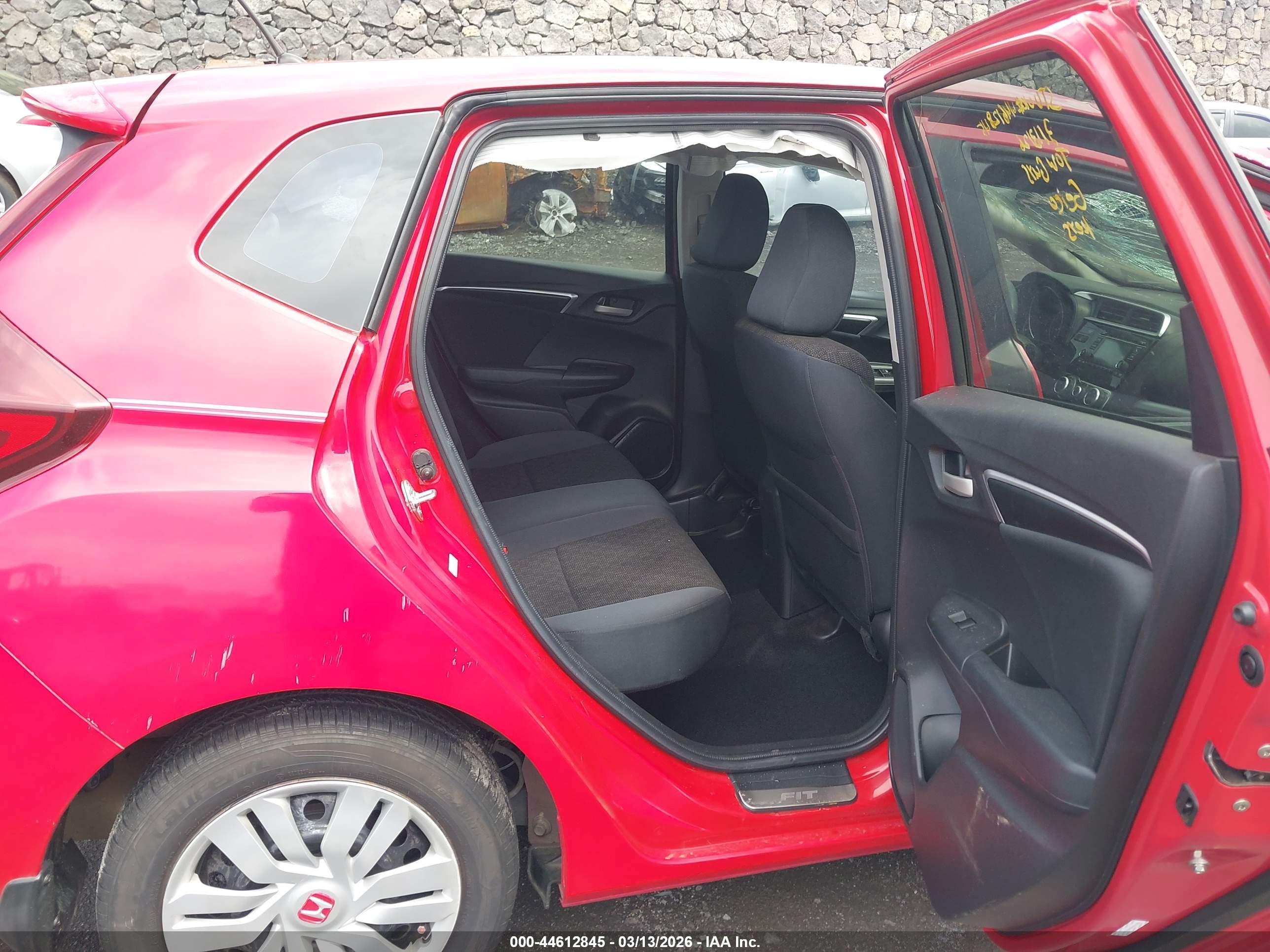 HONDA FIT image 8