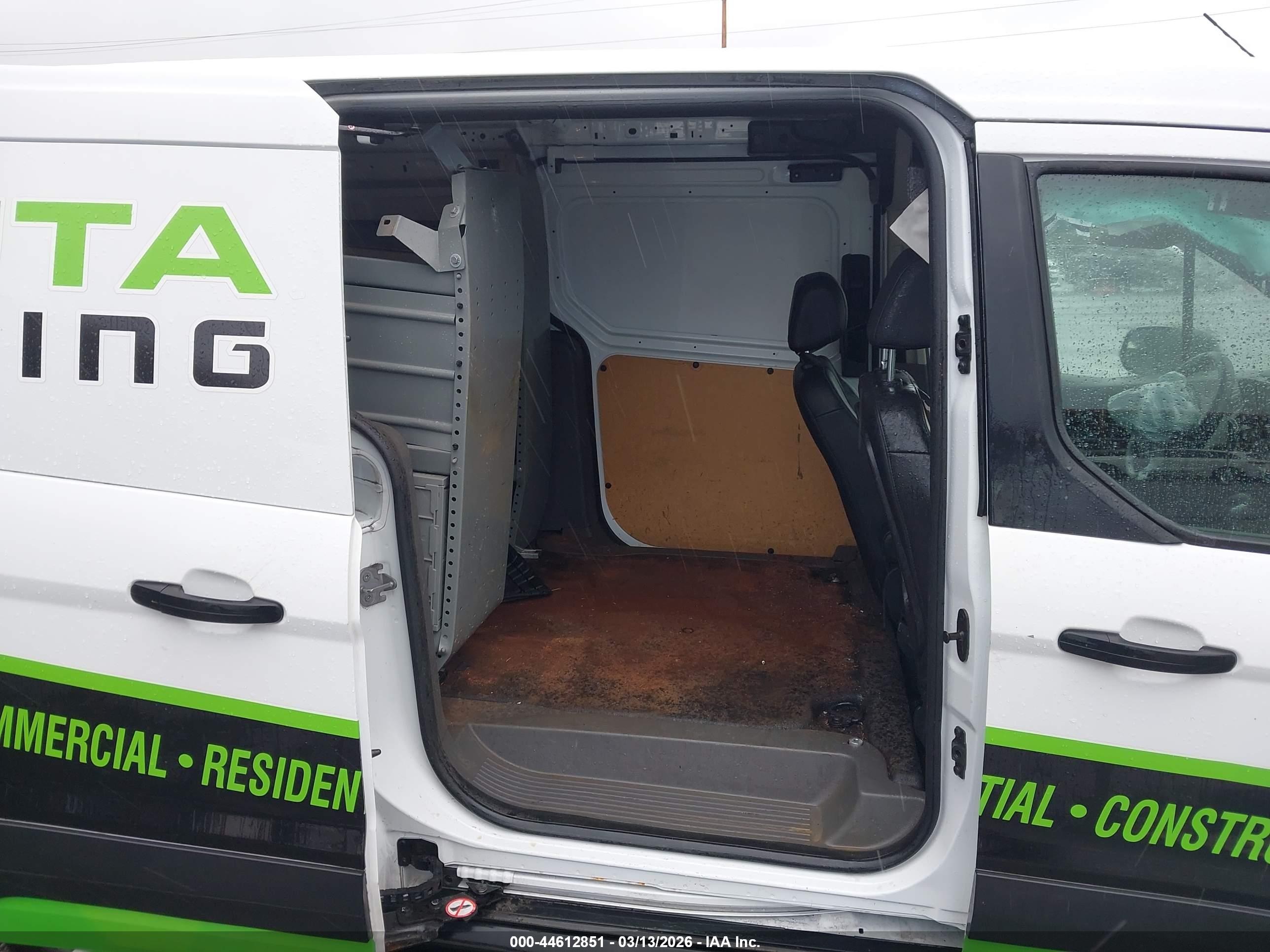 FORD TRANSIT image 8