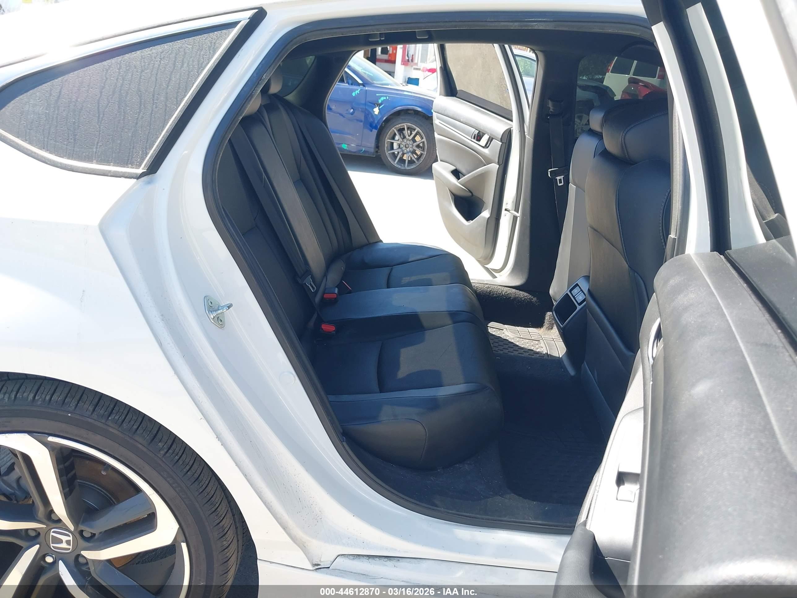 HONDA ACCORD image 8