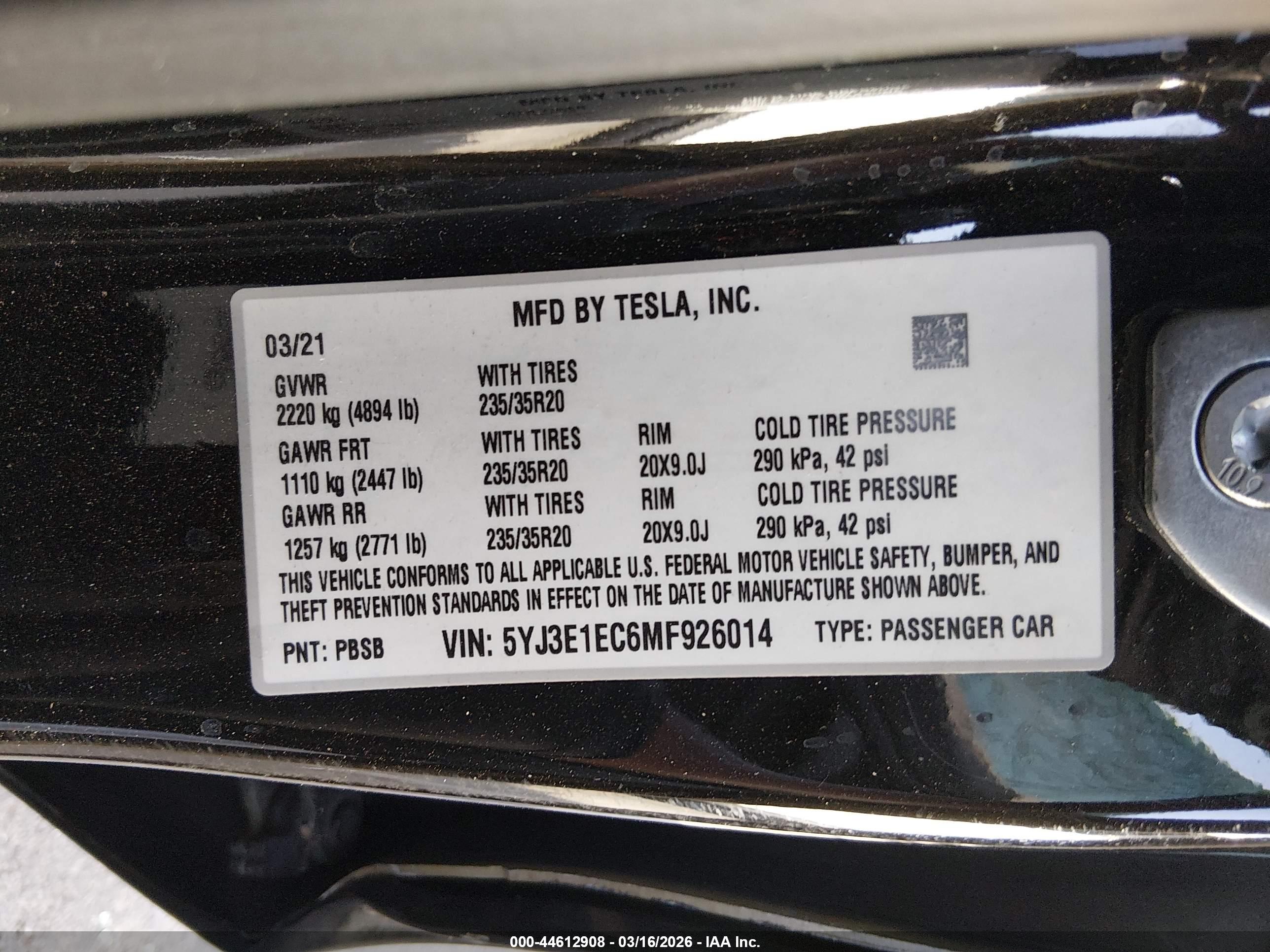 TESLA MODEL image 9