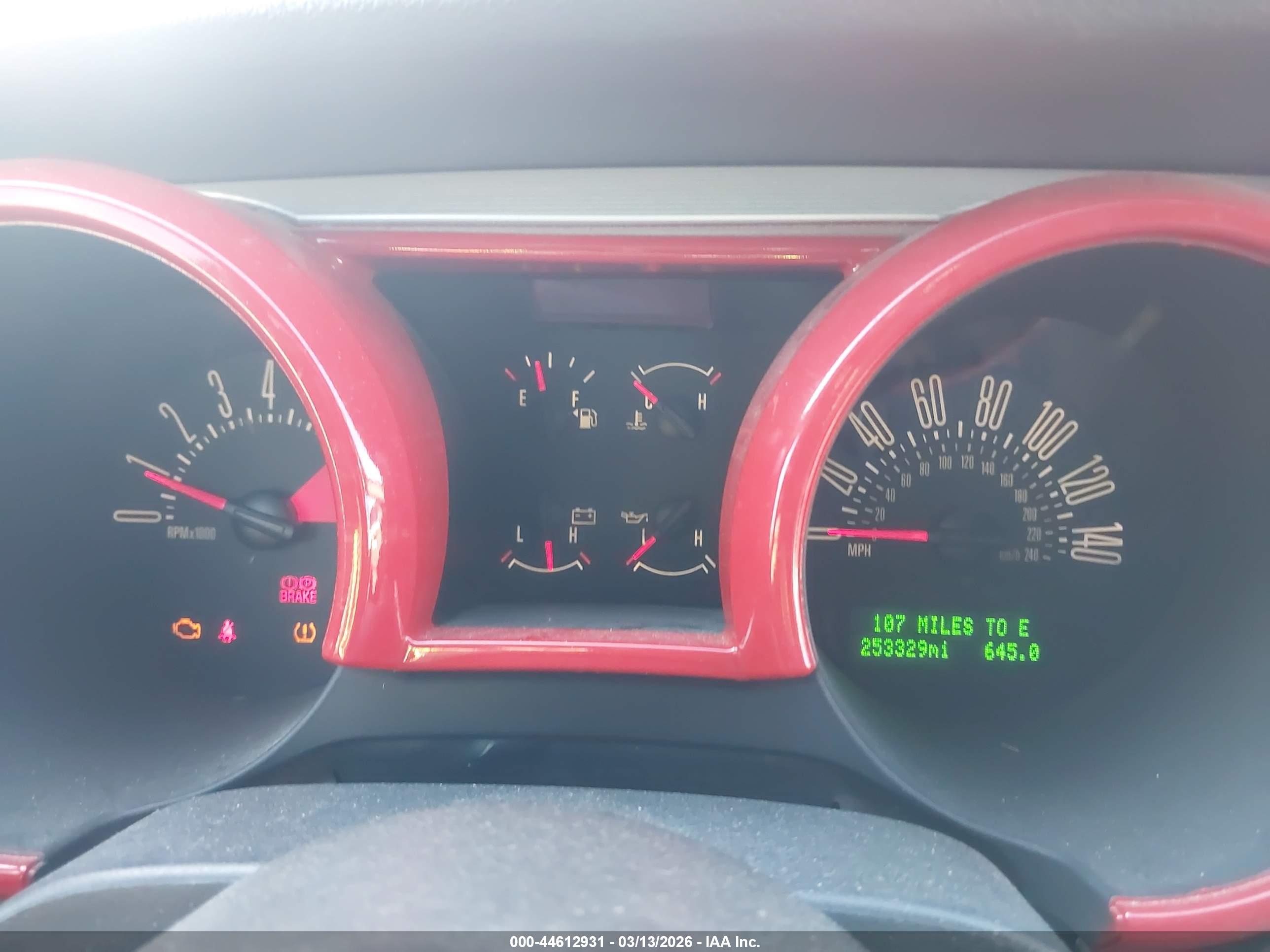 FORD MUSTANG image 7