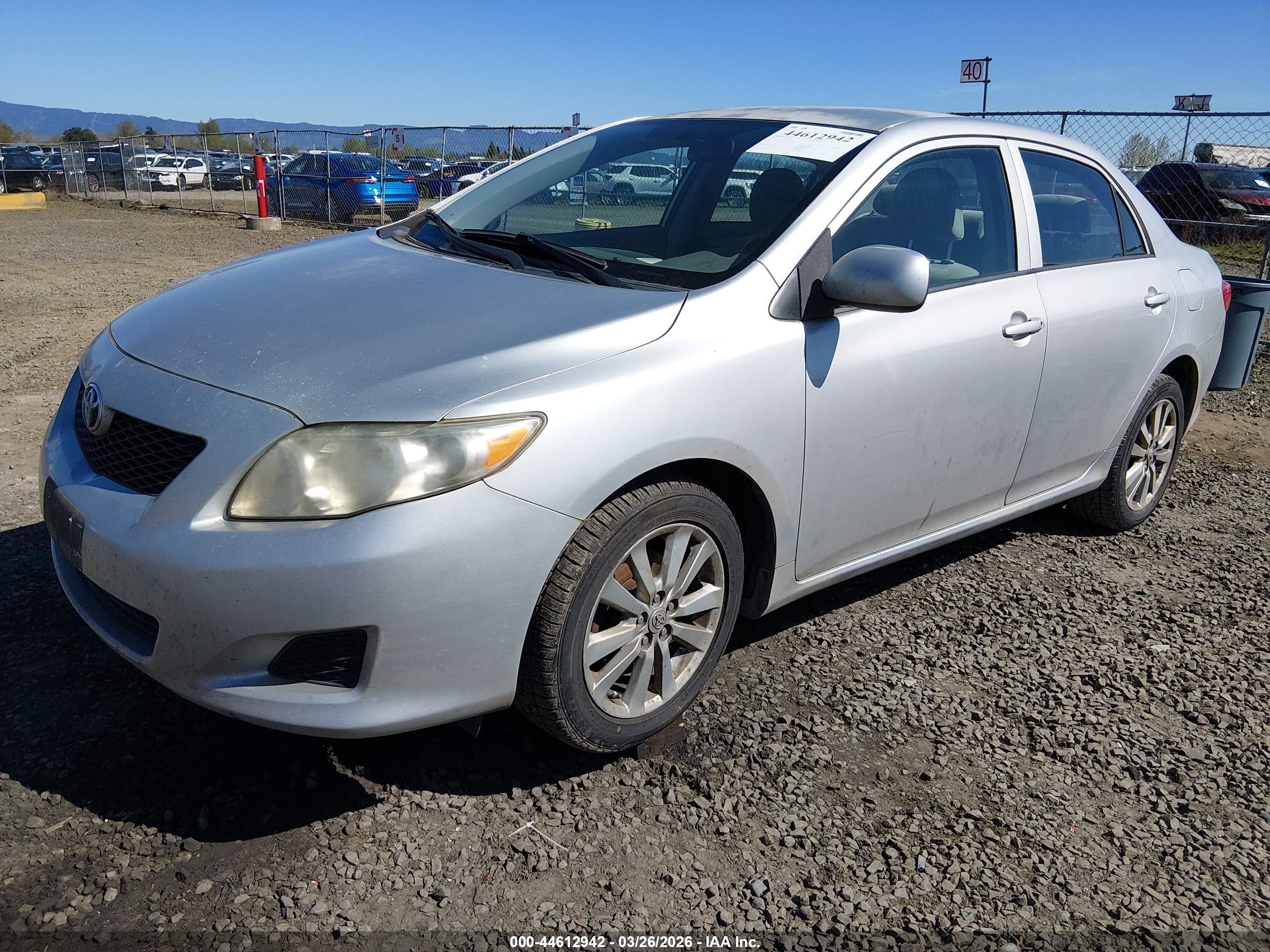 TOYOTA COROLLA image 2