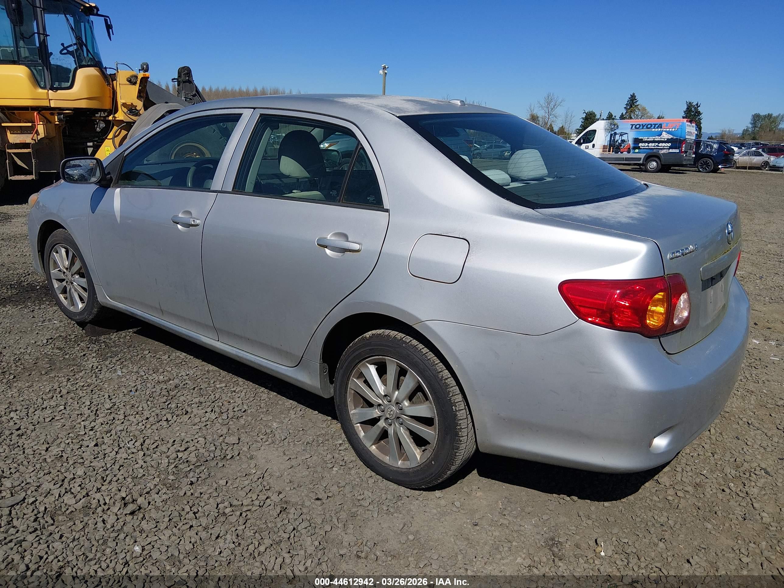 TOYOTA COROLLA image 3