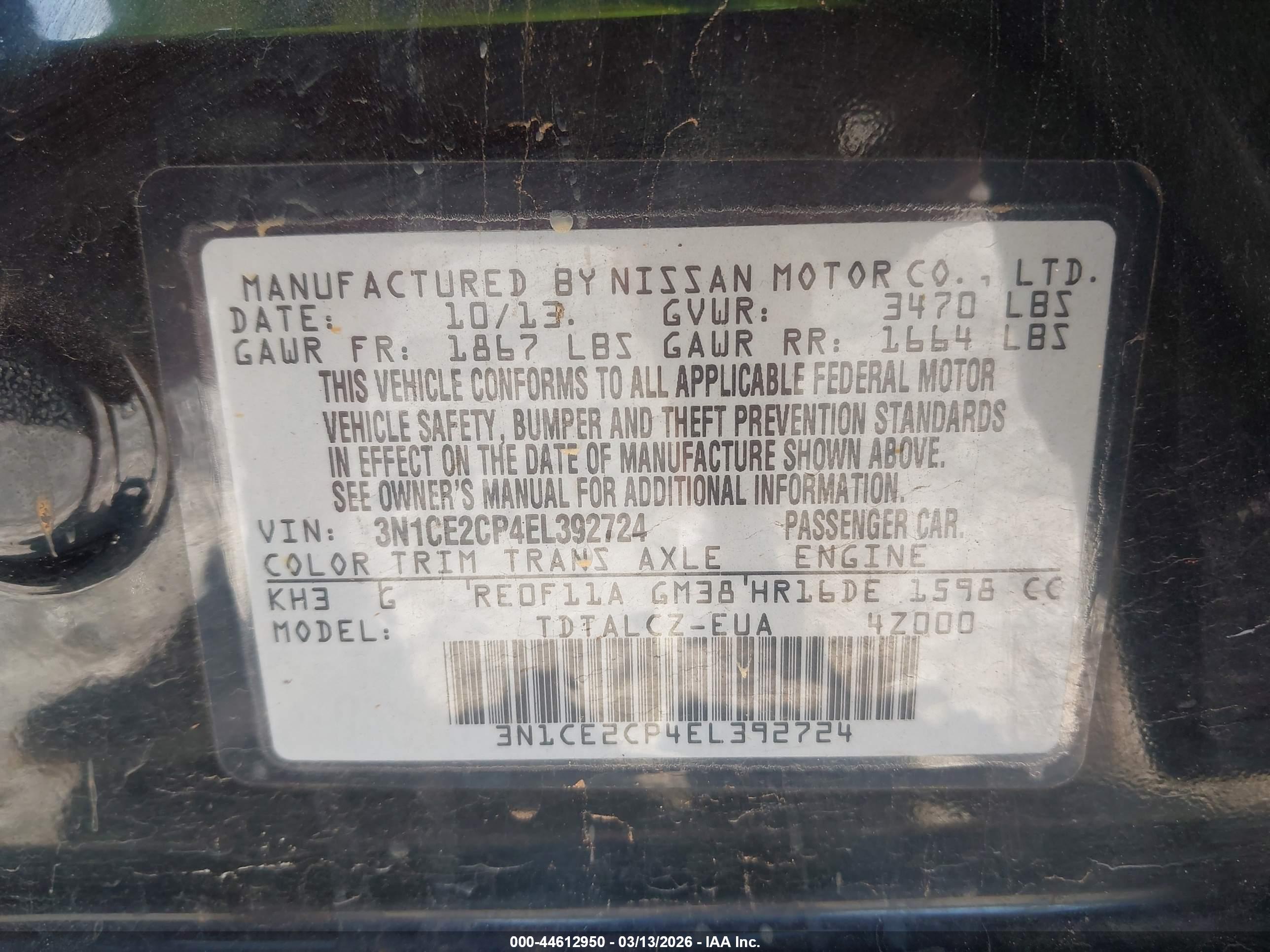 NISSAN VERSA image 9