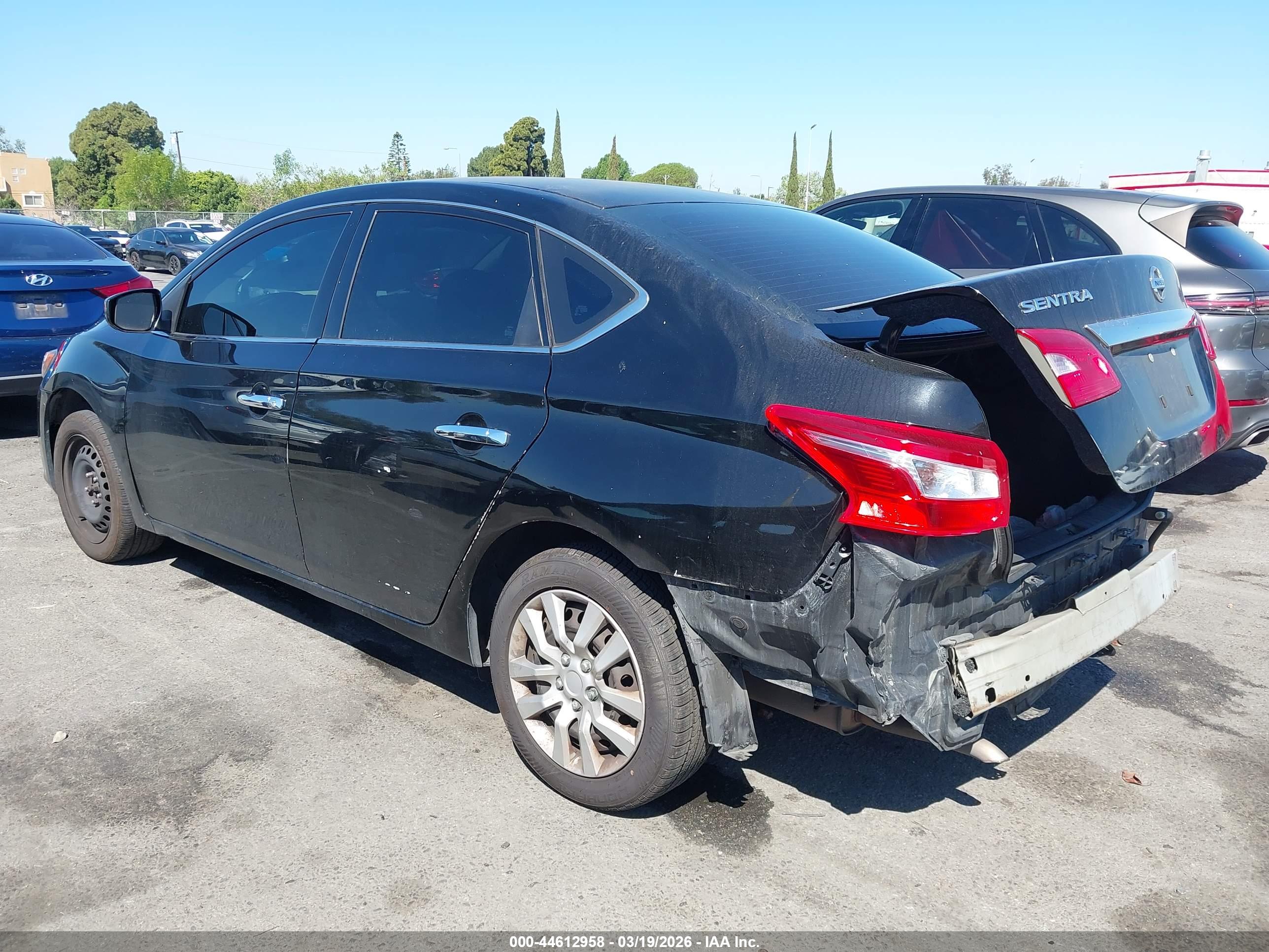 NISSAN SENTRA image 3