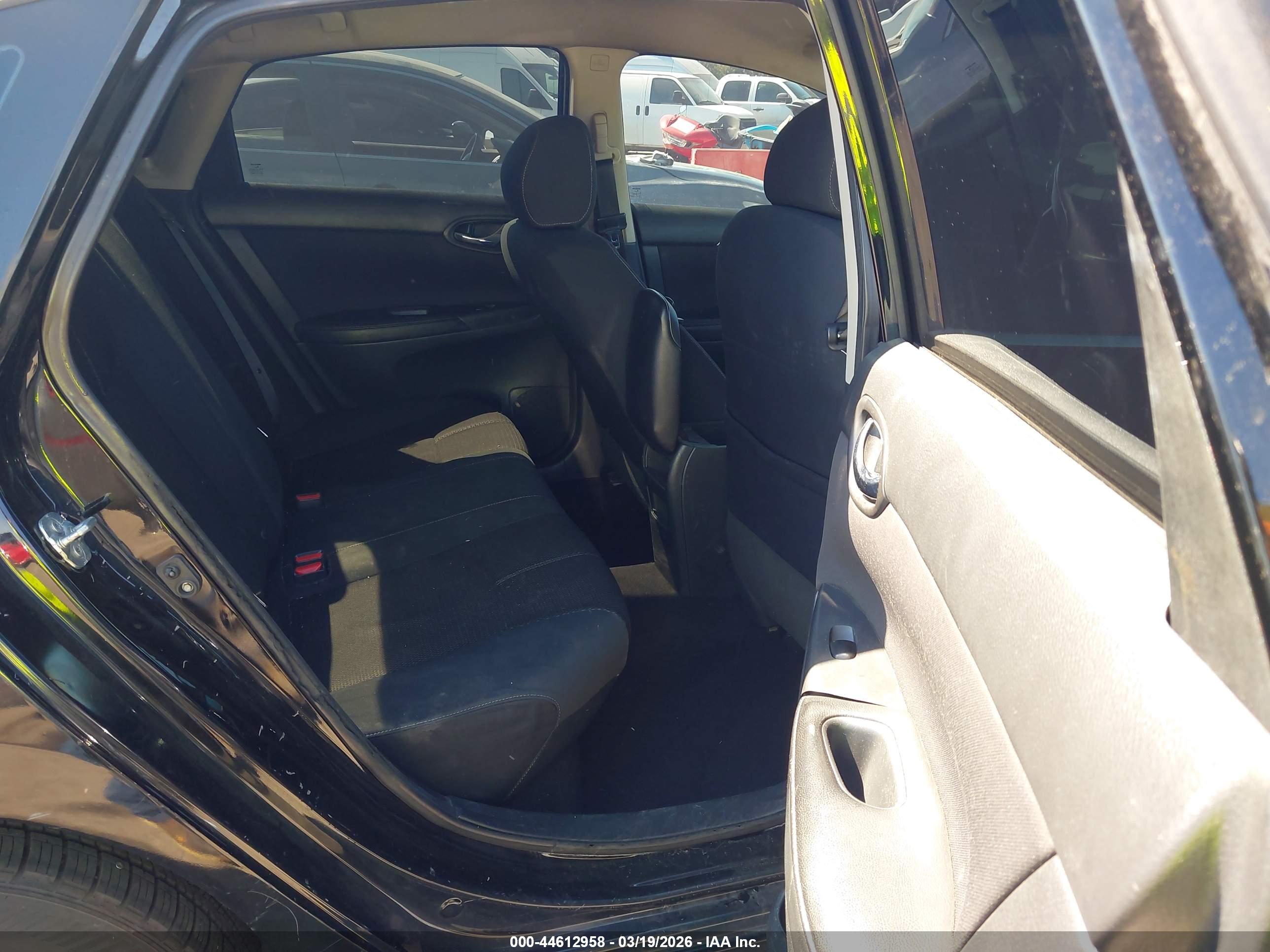 NISSAN SENTRA image 8