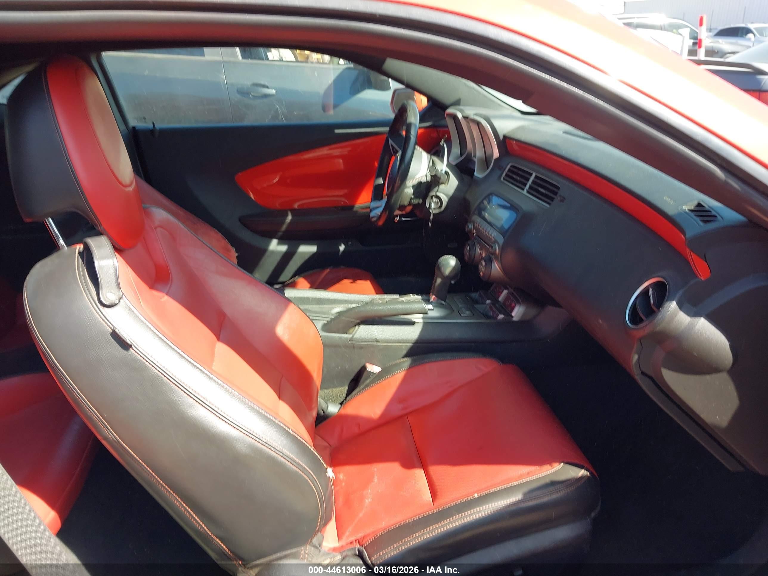 CHEVROLET CAMARO image 5