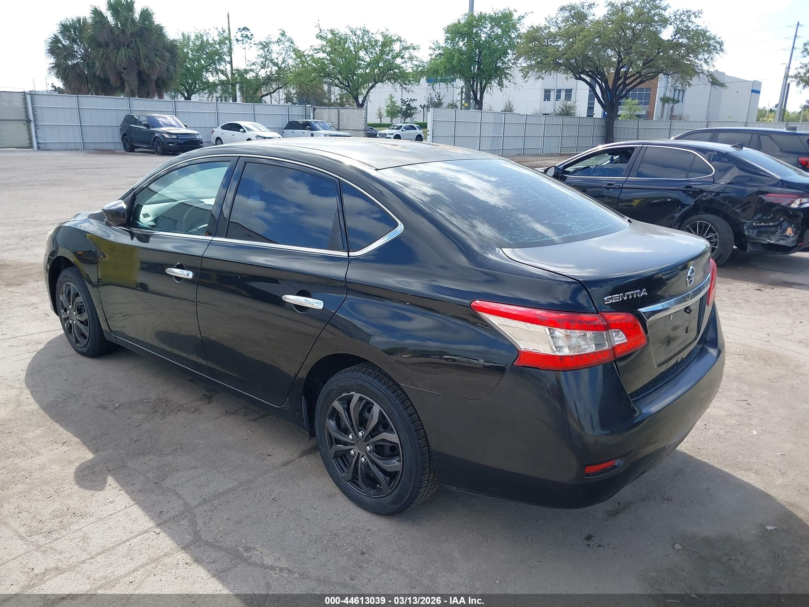 NISSAN SENTRA image 3