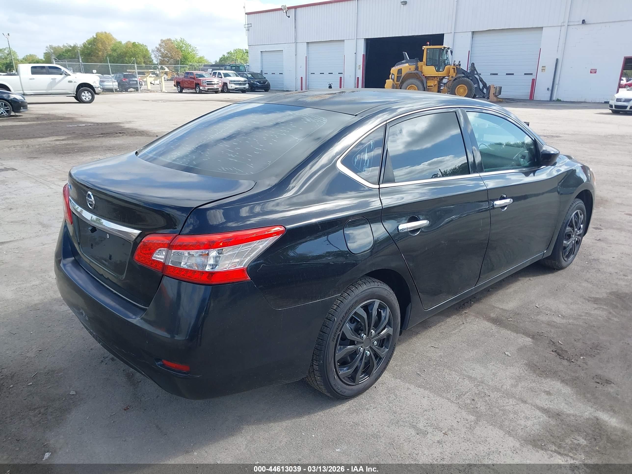 NISSAN SENTRA image 4