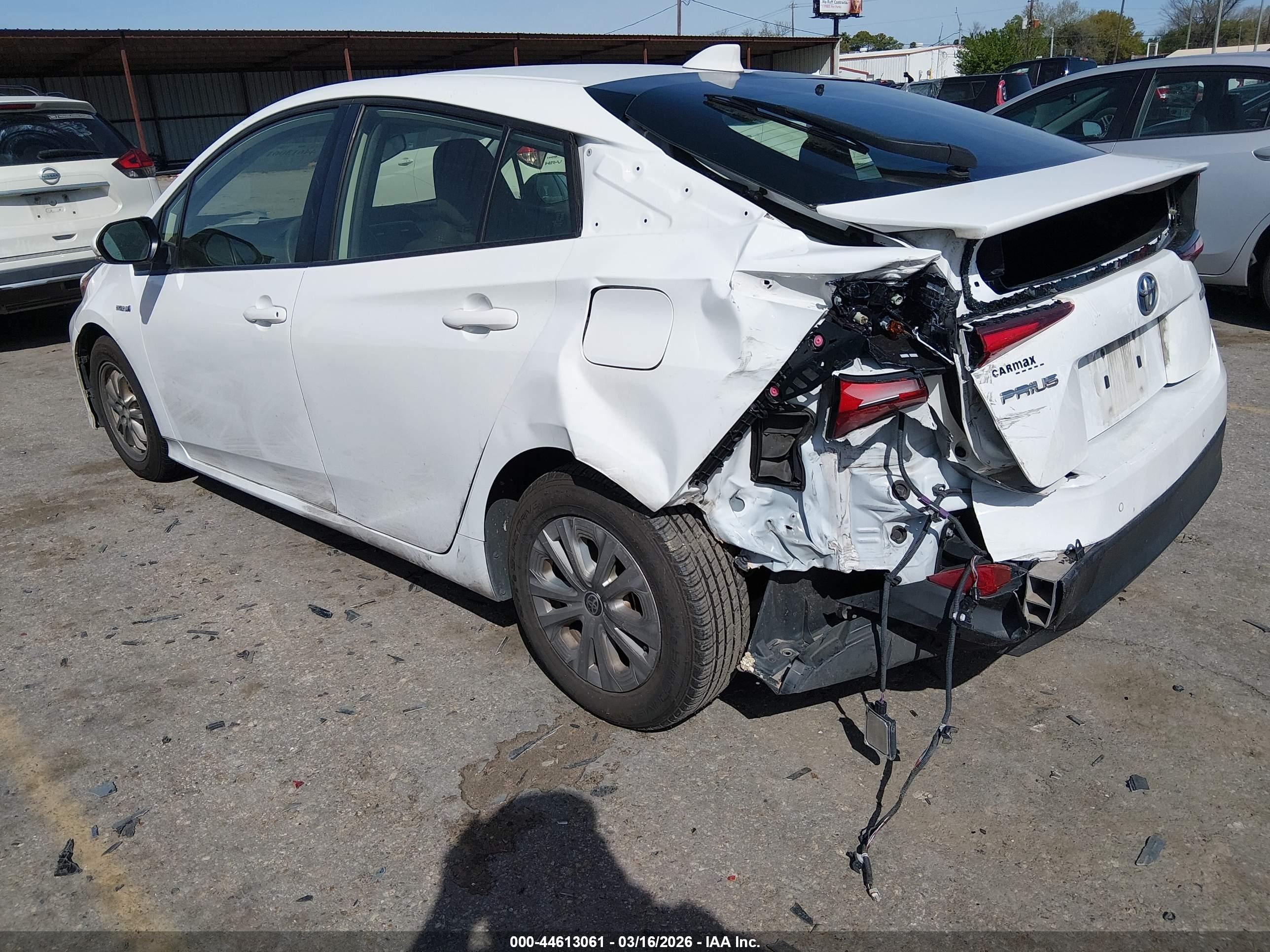 TOYOTA PRIUS image 3