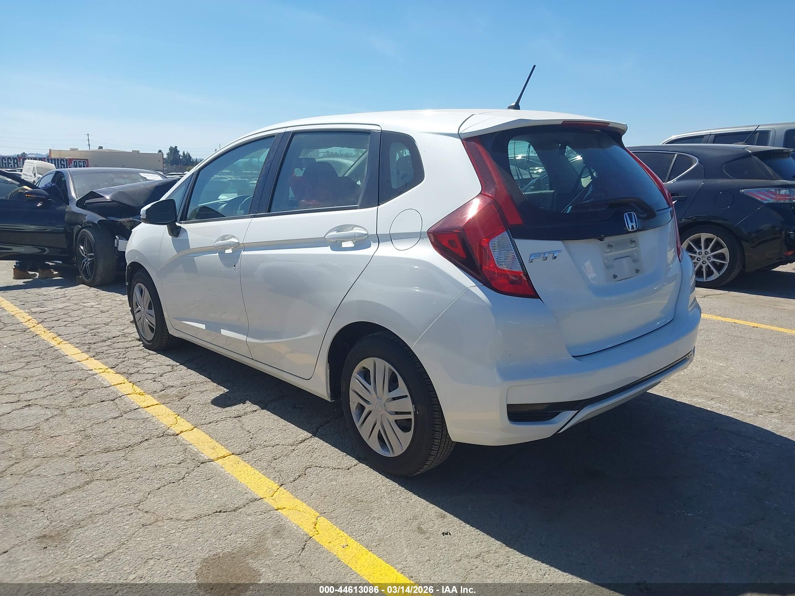 HONDA FIT image 3