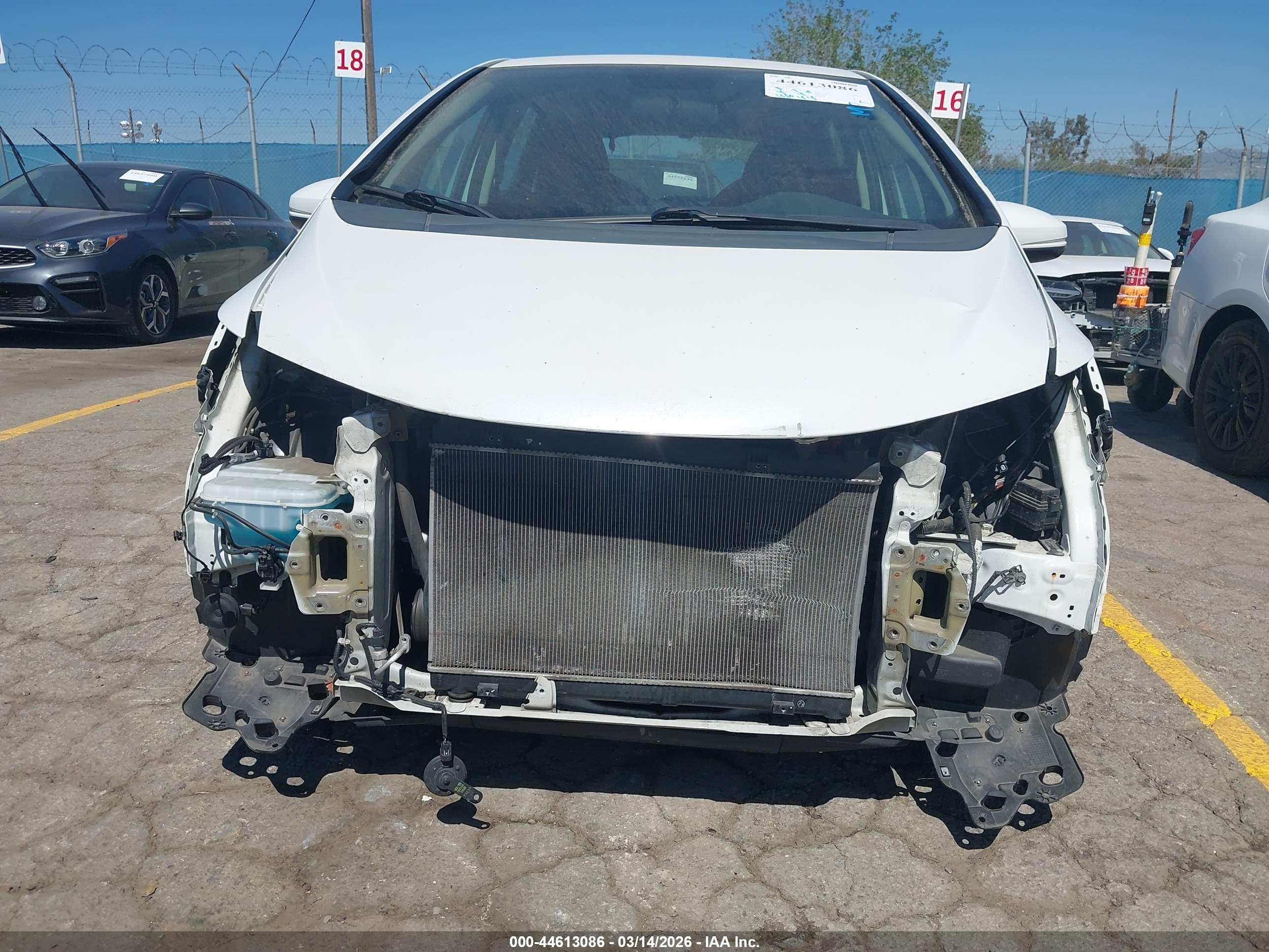 HONDA FIT image 6