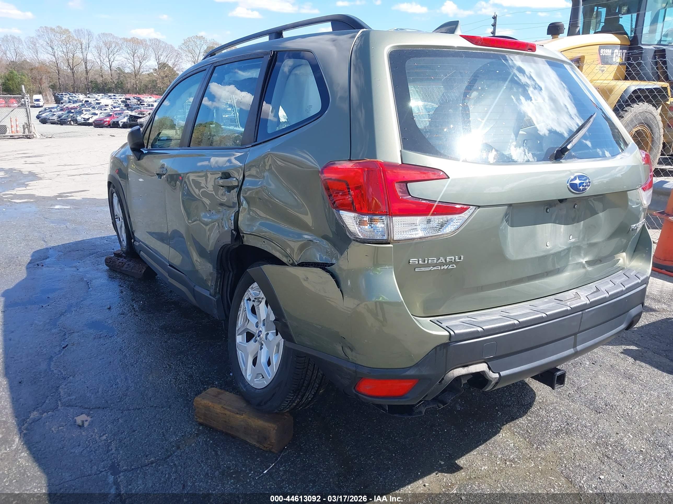 SUBARU FORESTER image 3