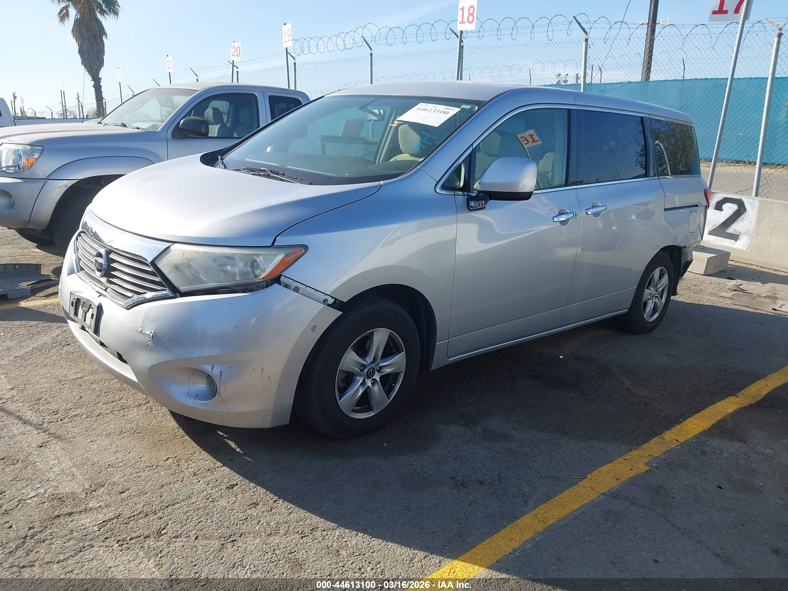 NISSAN QUEST image 2