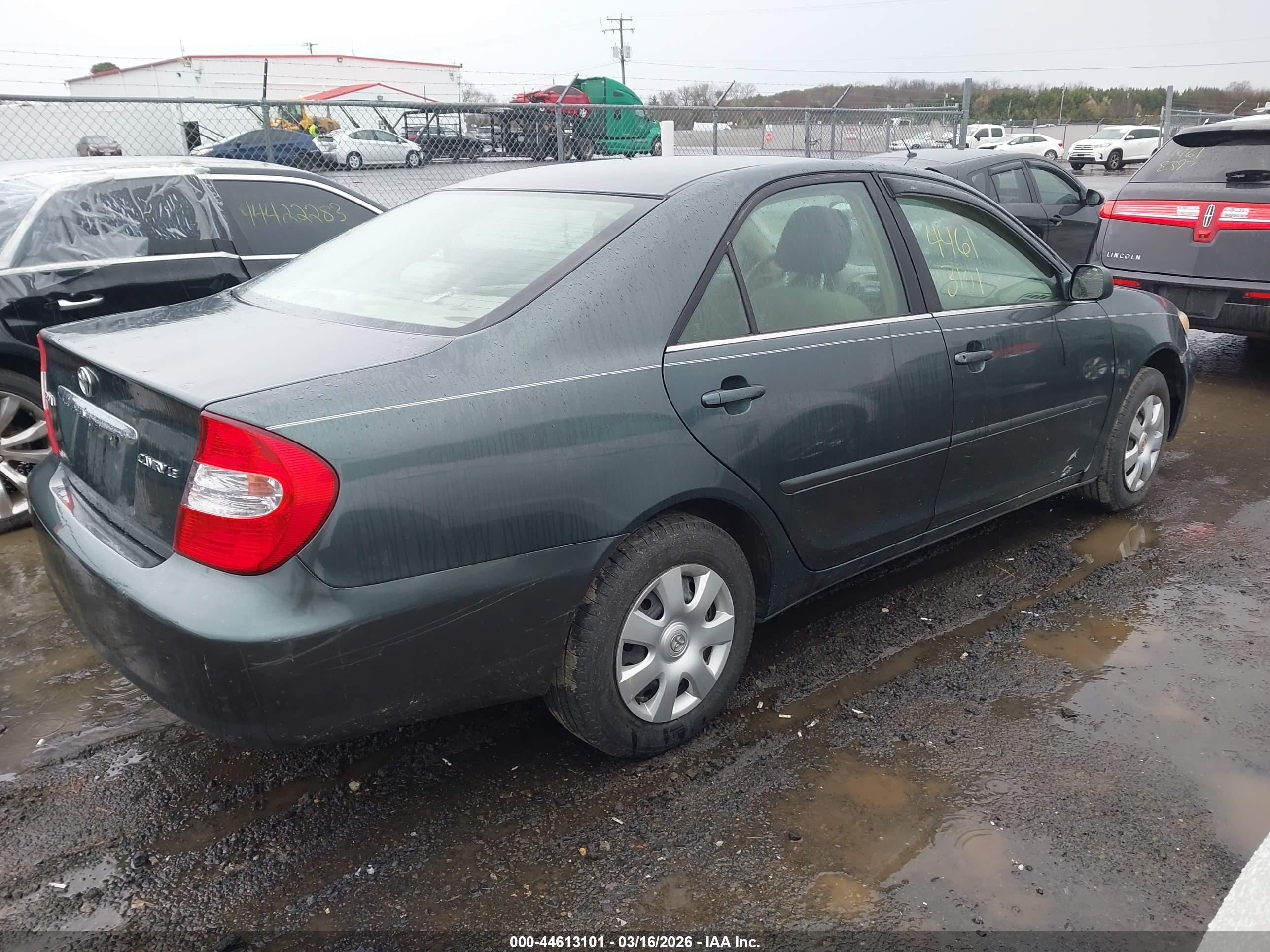 TOYOTA CAMRY image 4