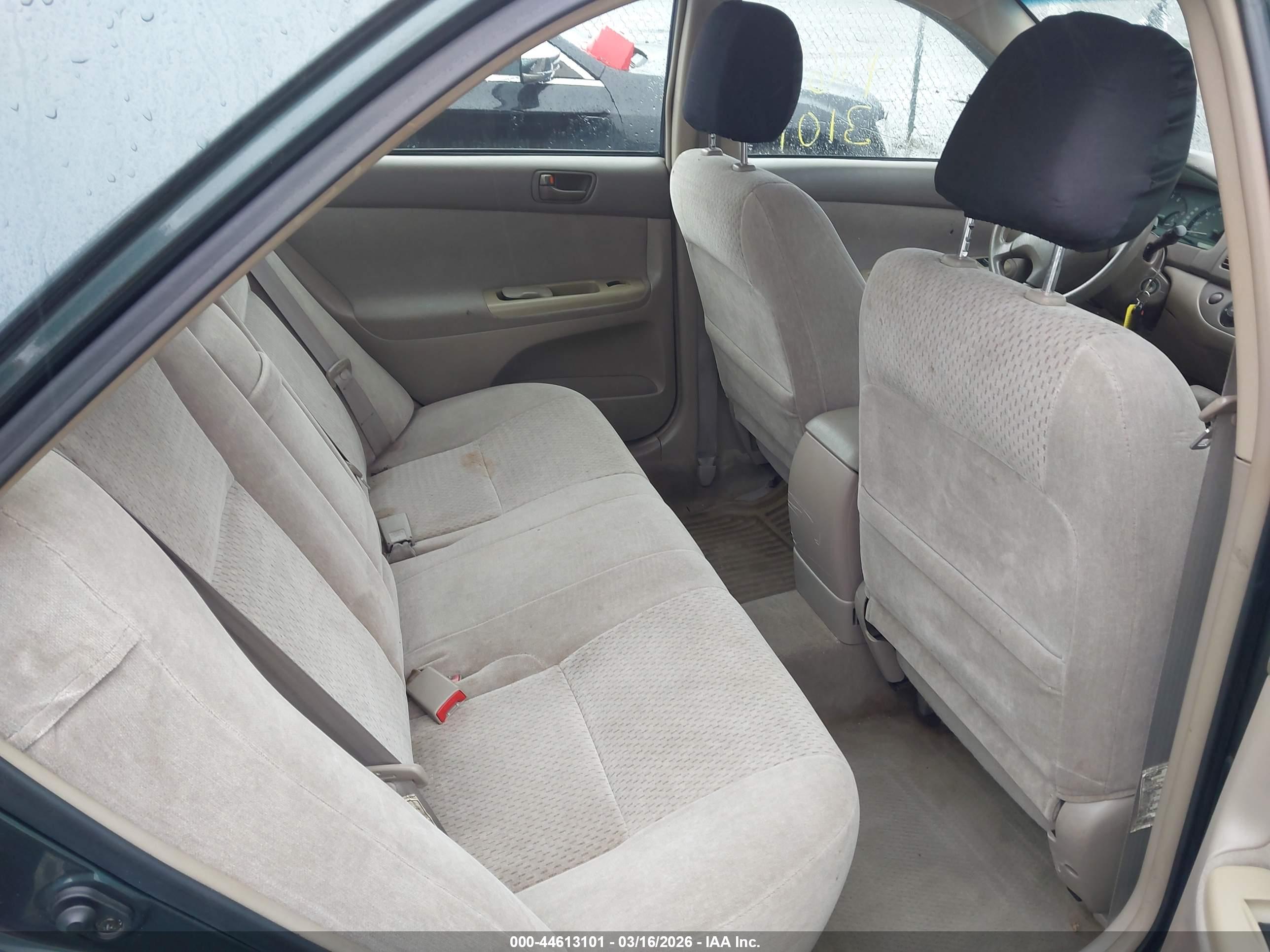 TOYOTA CAMRY image 8