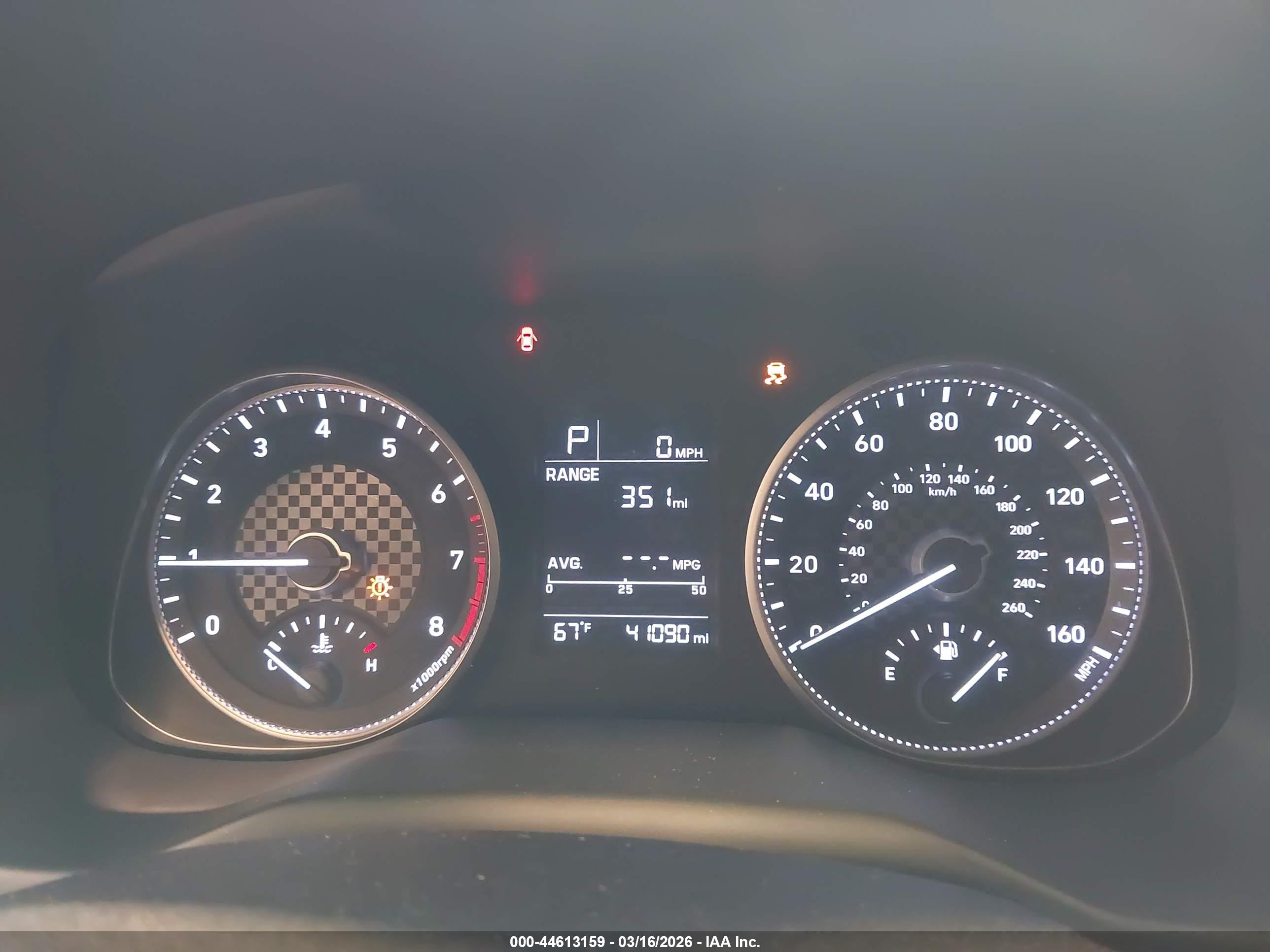 HYUNDAI ELANTRA image 7