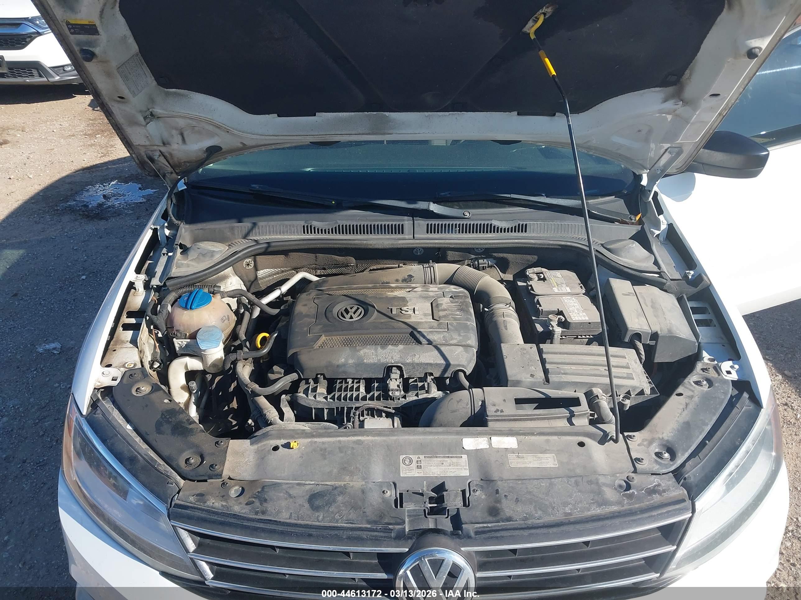 VOLKSWAGEN JETTA image 10