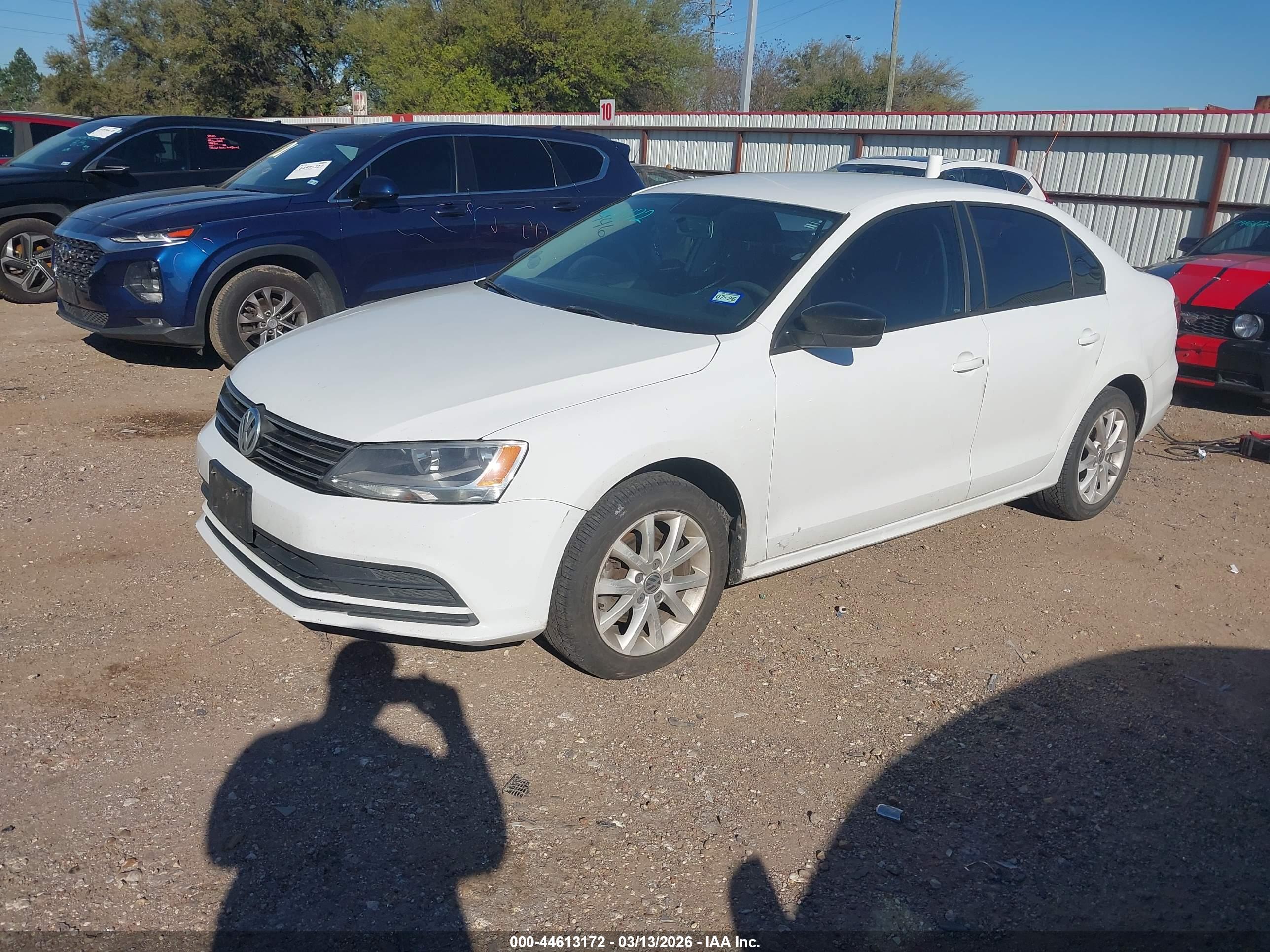 VOLKSWAGEN JETTA image 2