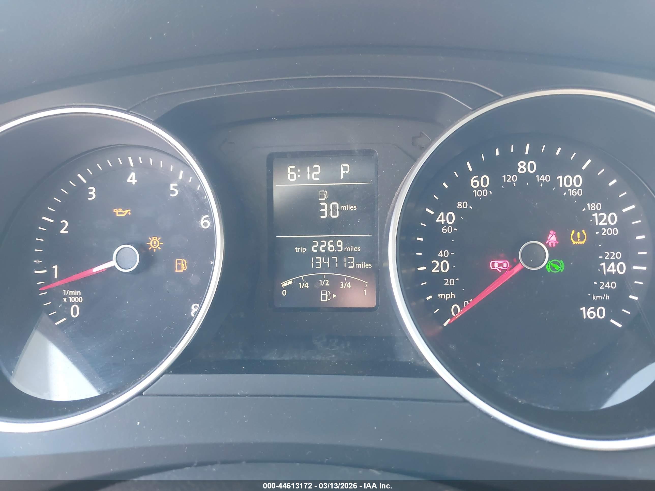 VOLKSWAGEN JETTA image 7