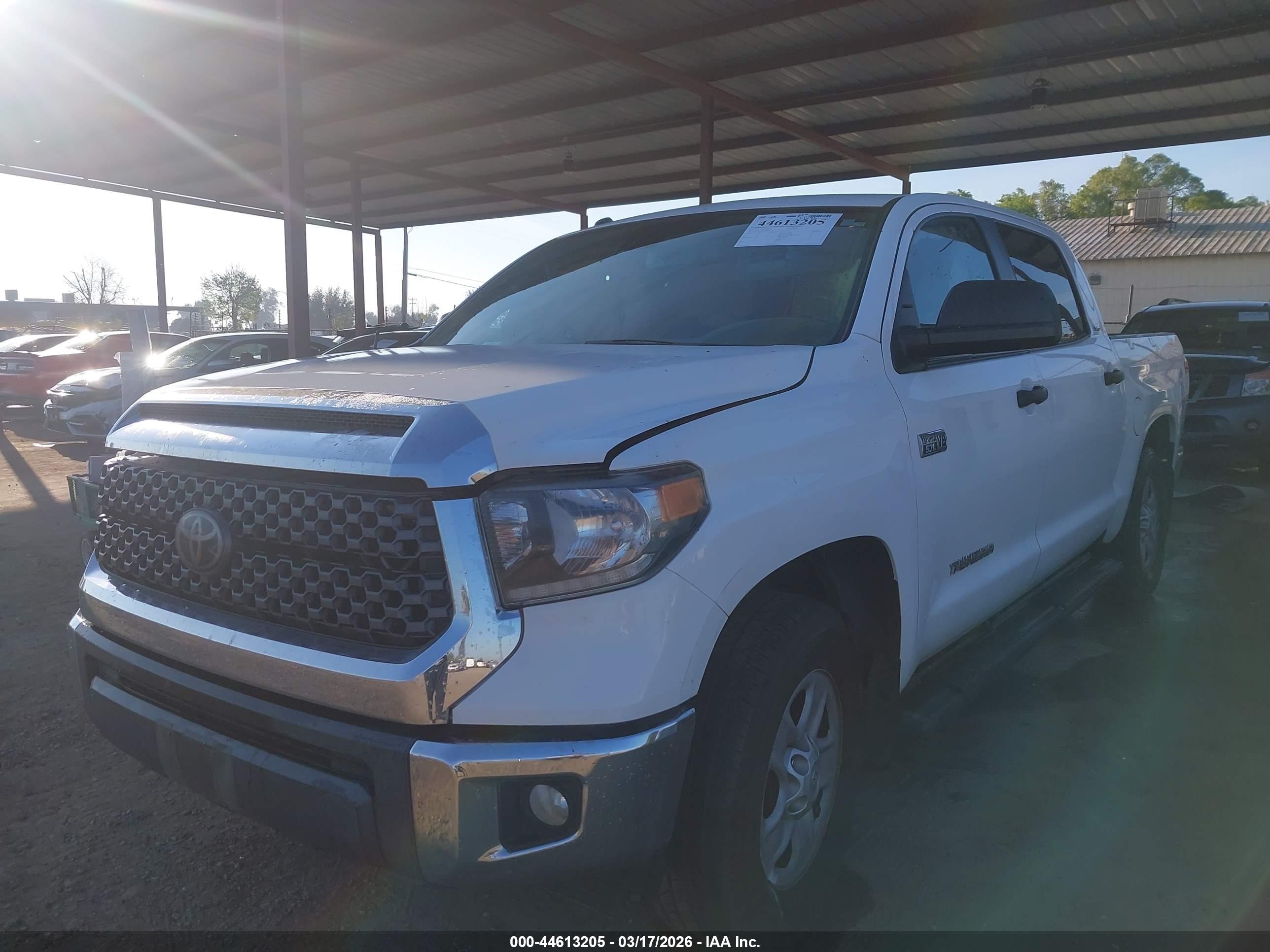 TOYOTA TUNDRA image 2