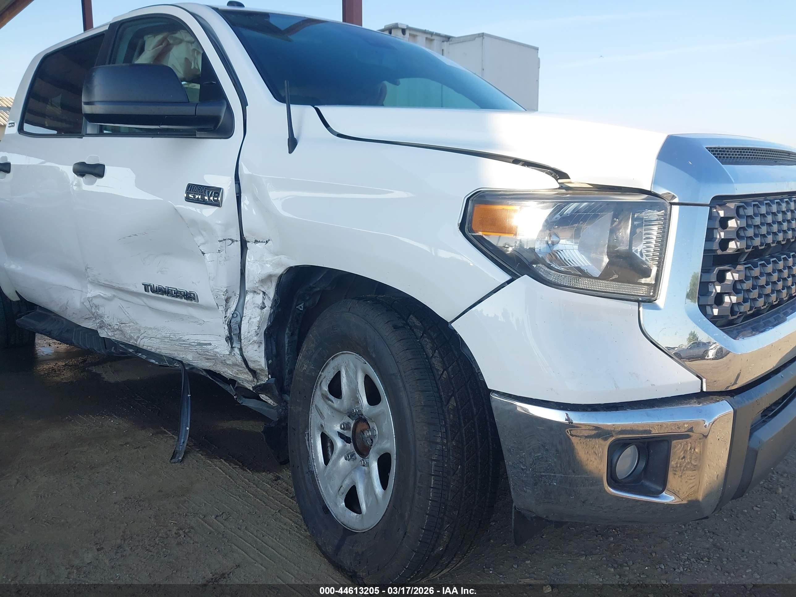 TOYOTA TUNDRA image 6