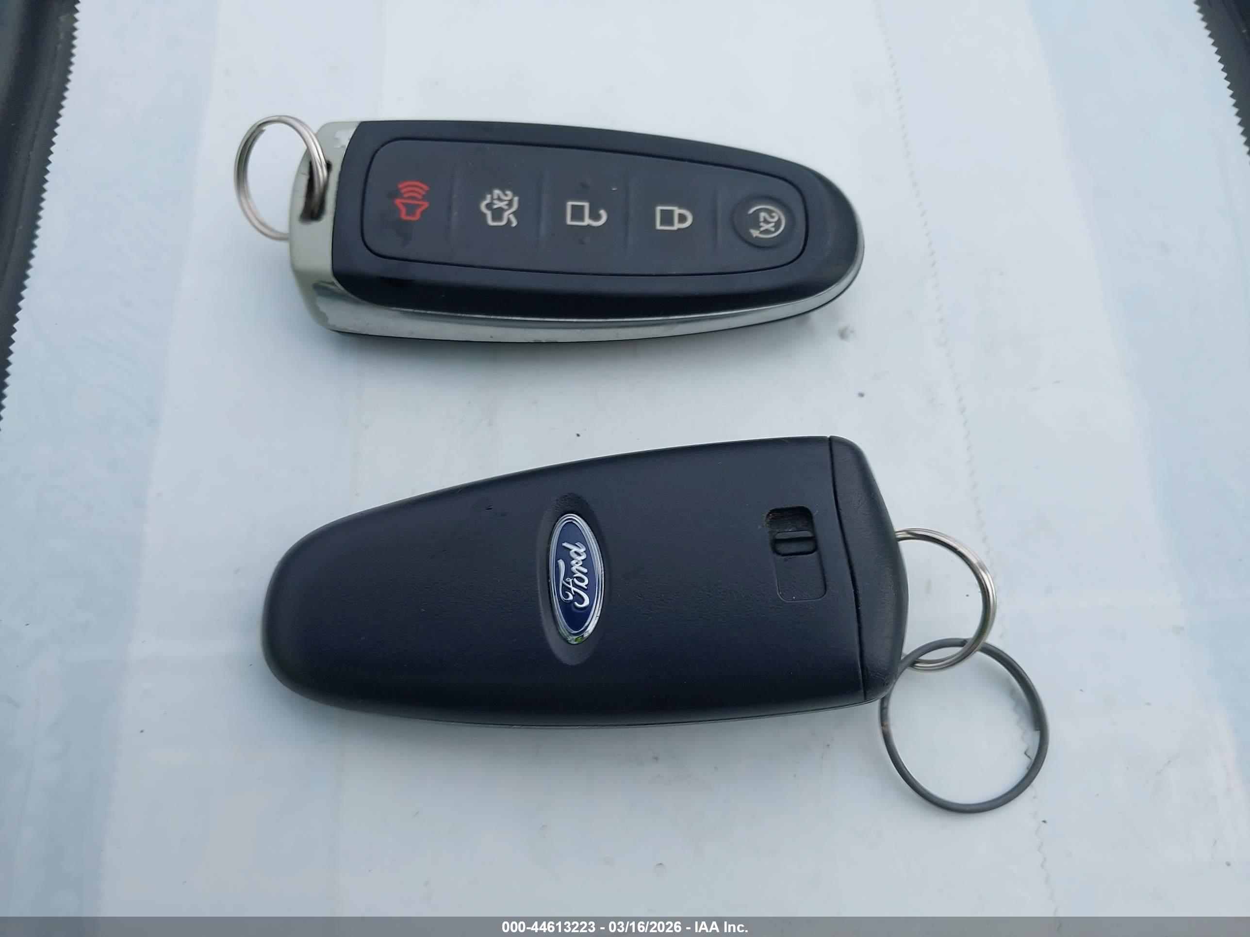 FORD ESCAPE image 11