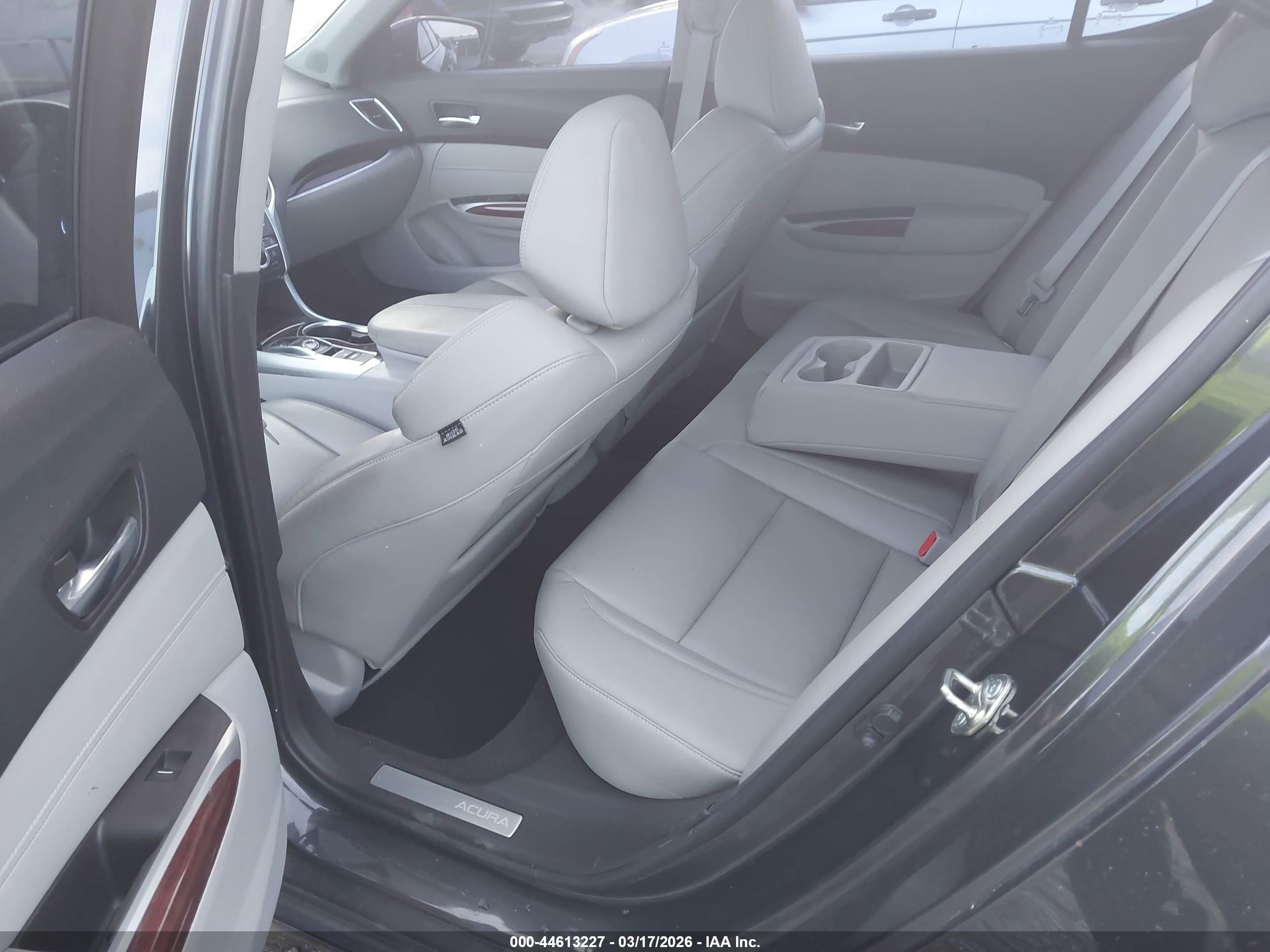 ACURA TLX image 8